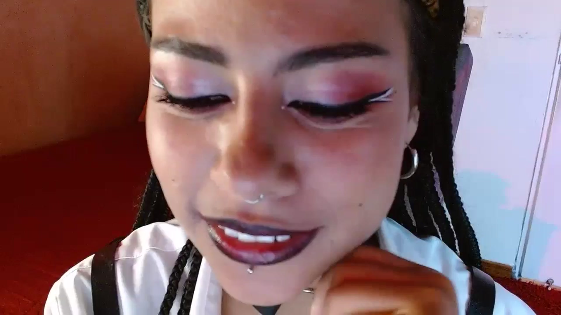 Gallery image thumbnail from Adas_room's myfreecams stream on, 06/13/2024, 13:00 image 17 of 20