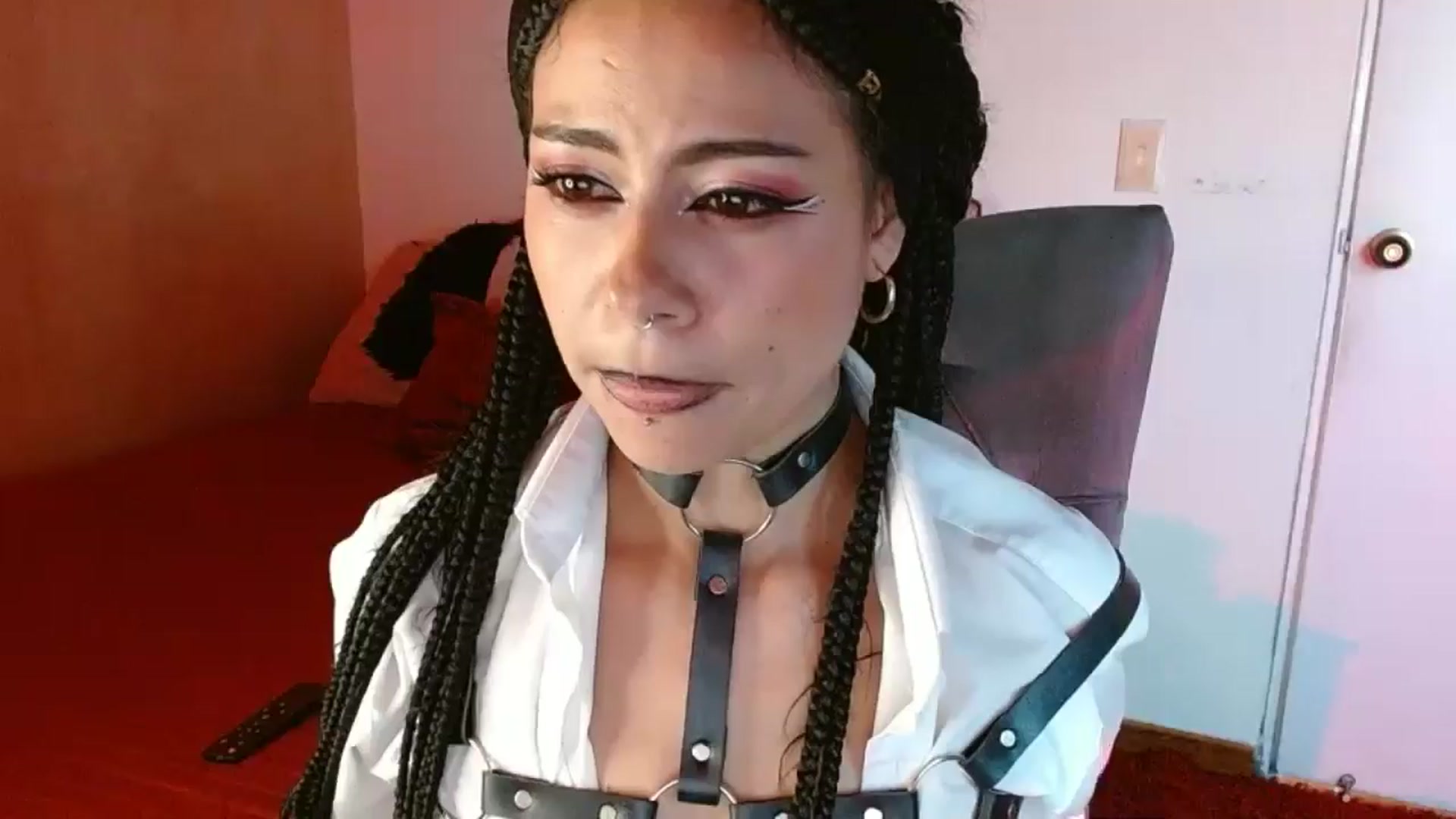 Gallery image thumbnail from Adas_room's myfreecams stream on, 06/13/2024, 13:00 image 13 of 20