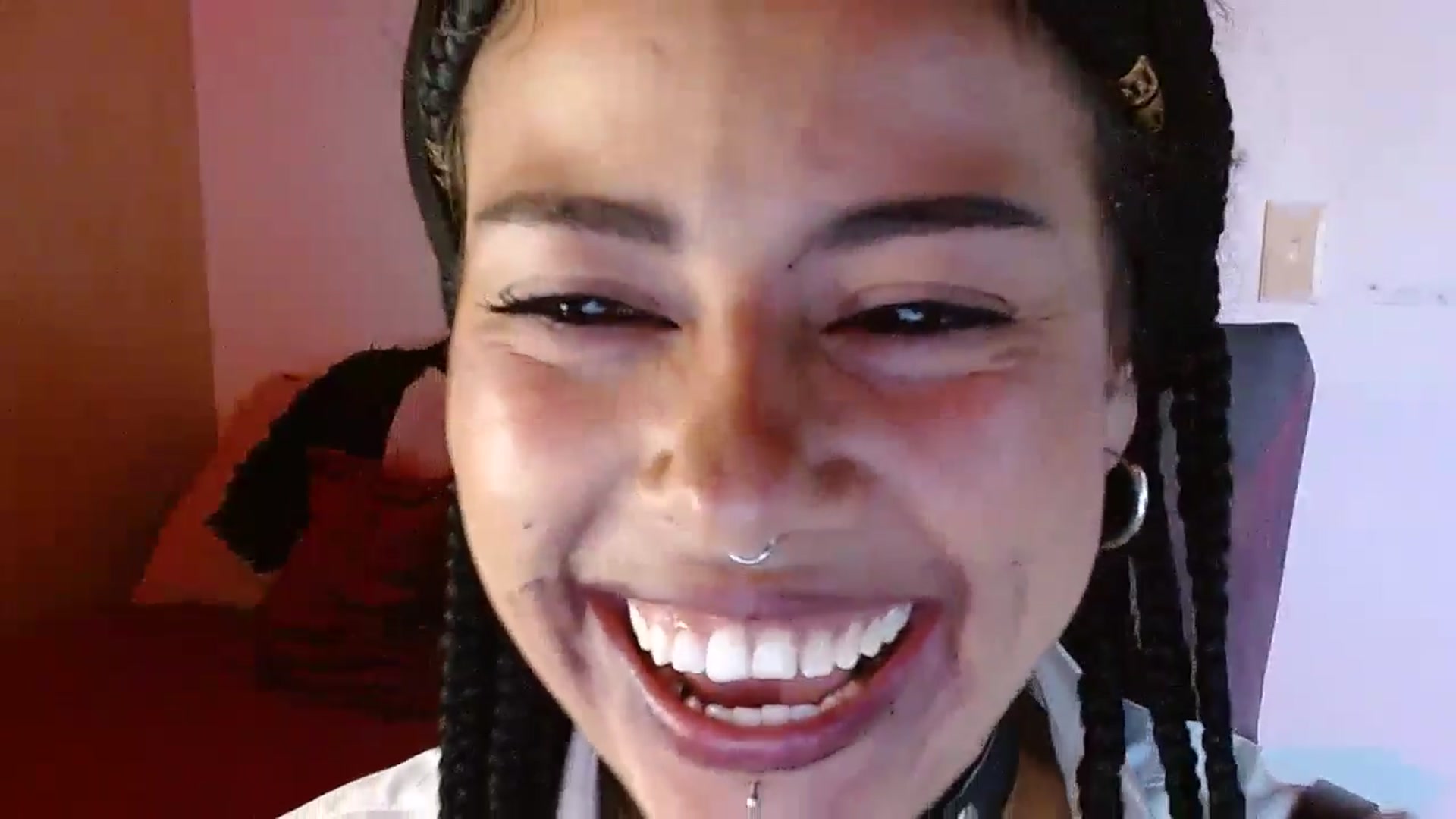 Gallery image thumbnail from Adas_room's myfreecams stream on, 06/13/2024, 13:00 image 18 of 20