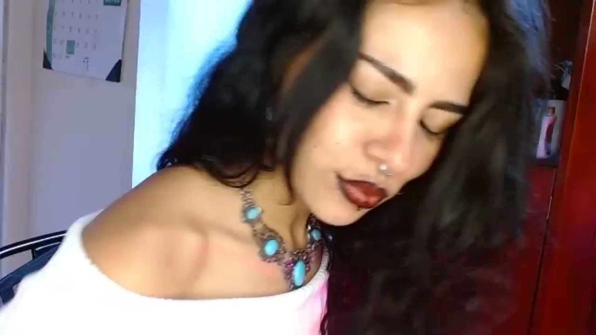 Gallery image thumbnail from Adas_room's myfreecams stream on, 01/01/2025, 13:35 image 1 of 20