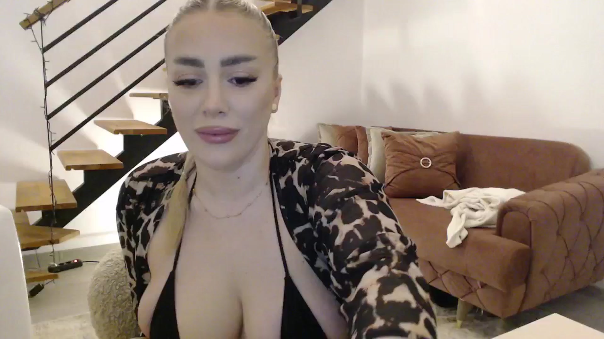 Gallery image thumbnail from Addasweet23's myfreecams stream on, 05/22/2024, 14:36 image 9 of 20