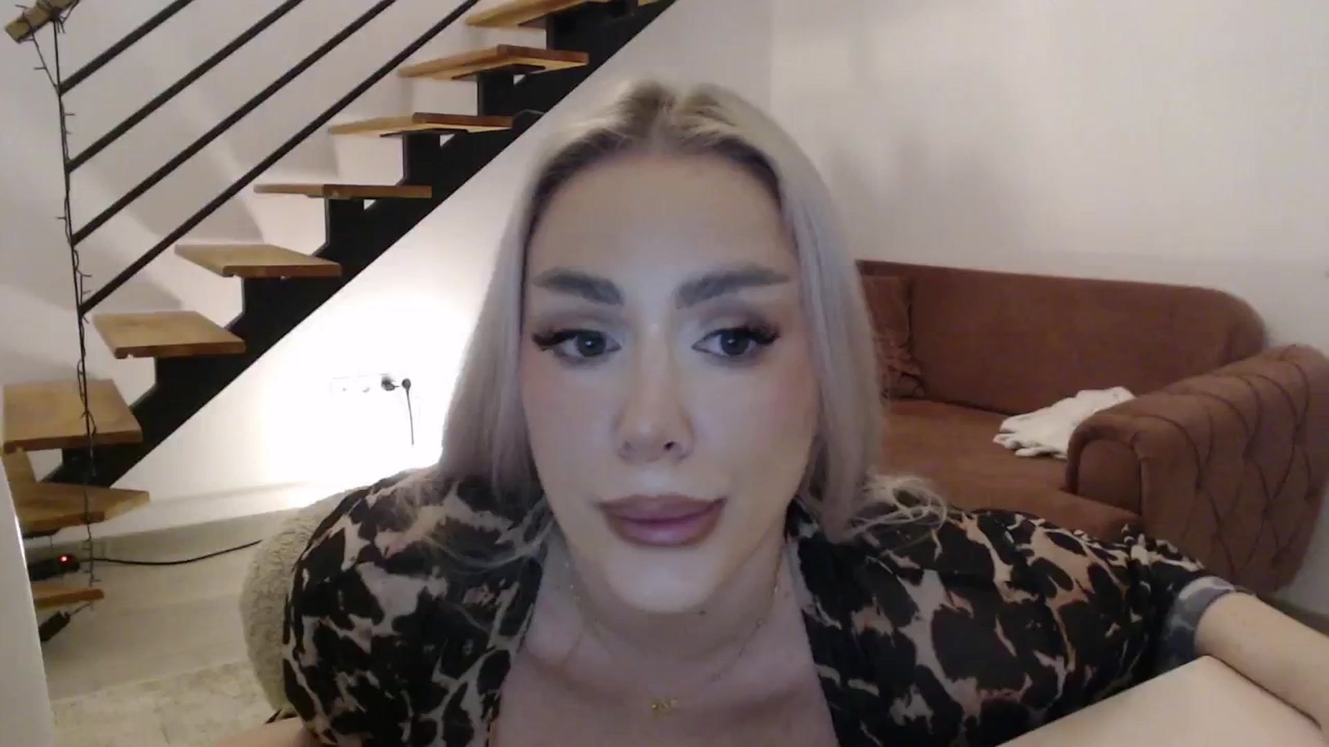Gallery image thumbnail from Addasweet23's myfreecams stream on, 05/25/2024, 17:15 image 6 of 20
