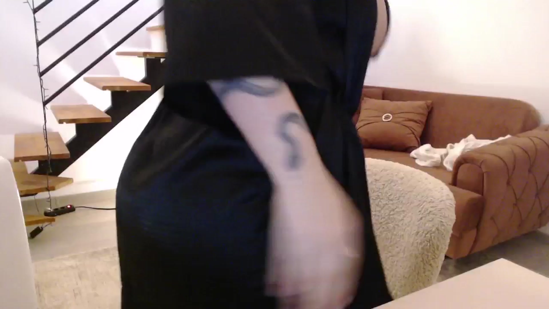 Gallery image thumbnail from Addasweet23's myfreecams stream on, 05/29/2024, 17:38 image 11 of 20