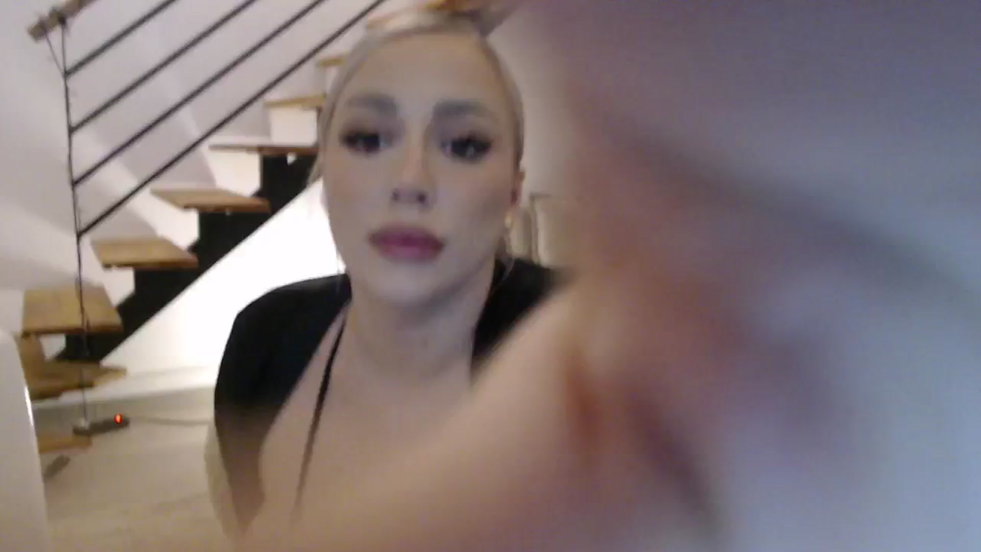 Gallery image thumbnail from Addasweet23's myfreecams stream on, 05/29/2024, 18:03 image 15 of 20
