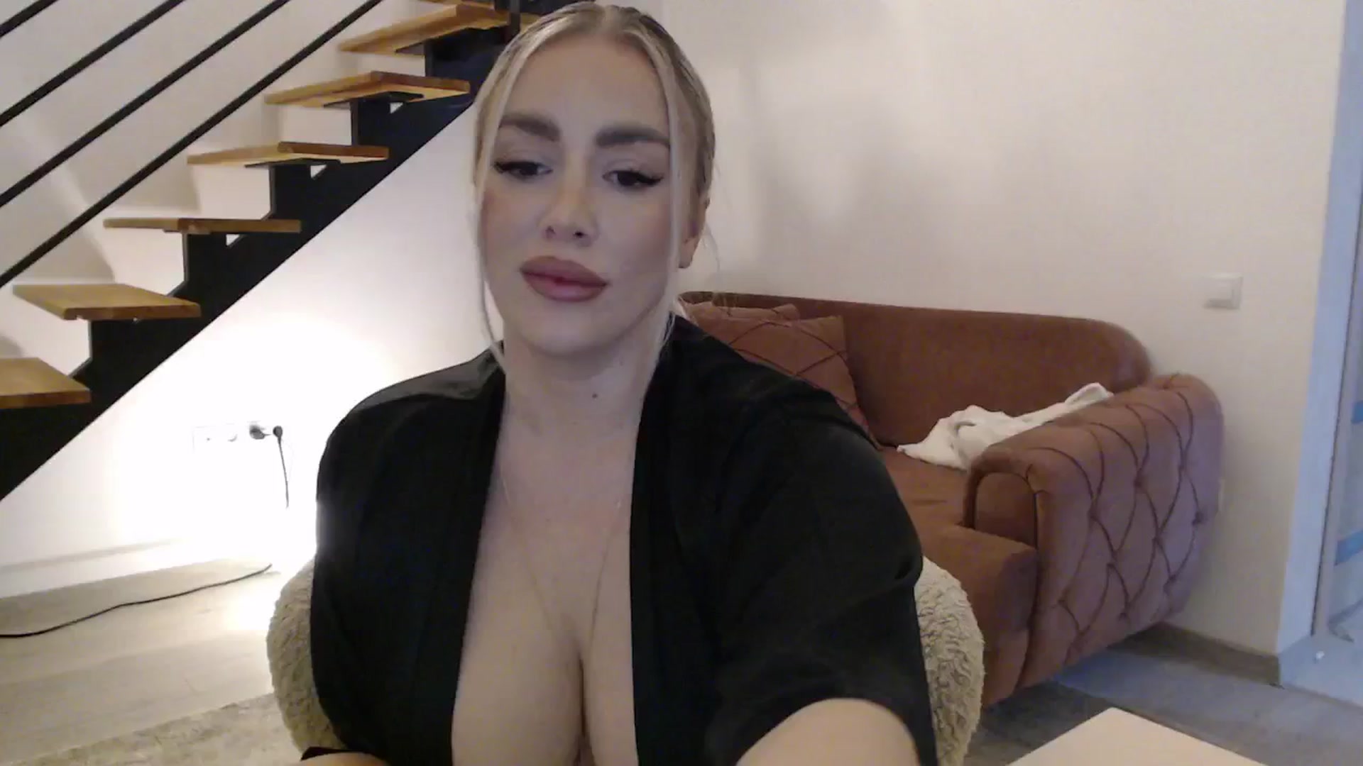Gallery image thumbnail from Addasweet23's myfreecams stream on, 06/01/2024, 22:05 image 4 of 20