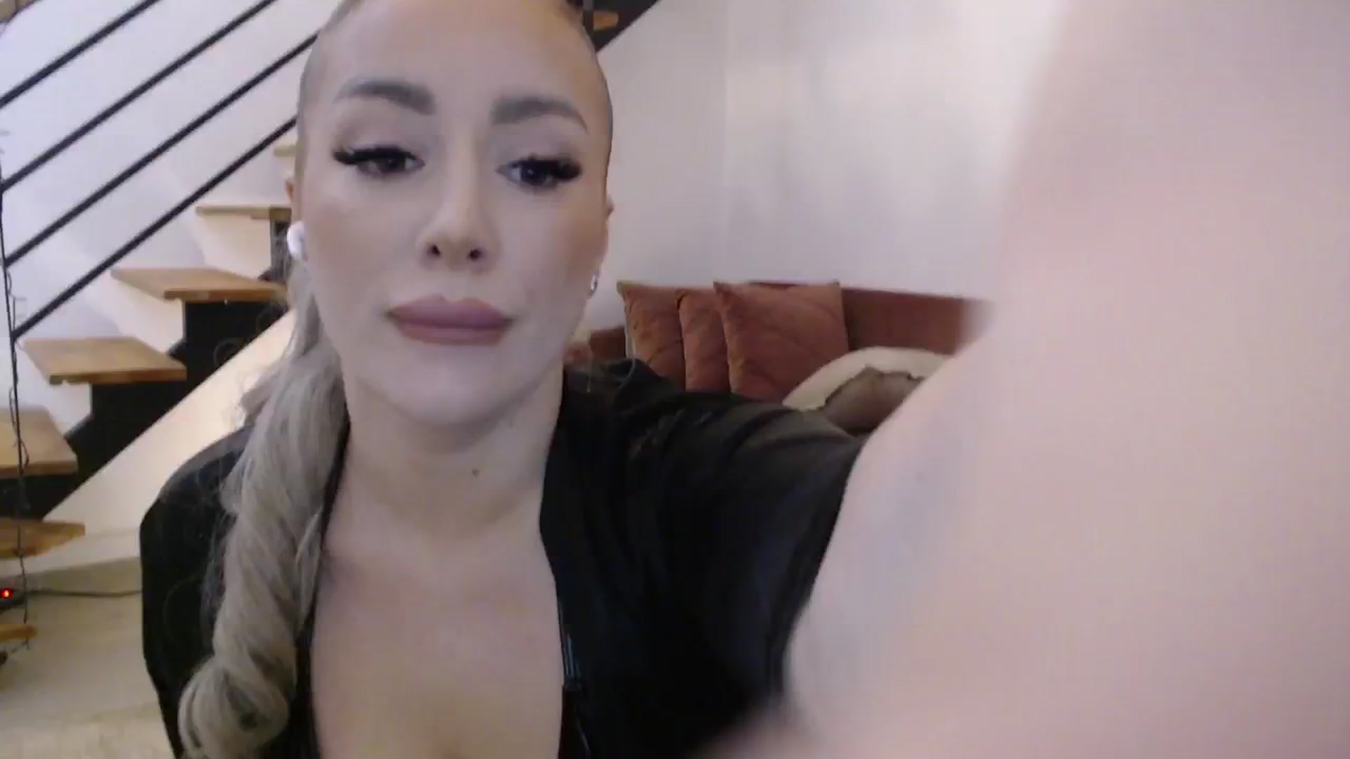 Gallery image thumbnail from Addasweet23's myfreecams stream on, 06/13/2024, 15:08 image 19 of 20