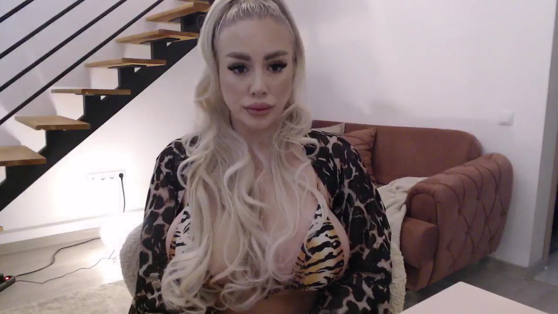 Gallery image thumbnail from Addasweet23's myfreecams stream on, 09/24/2024, 12:29 image 11 of 20