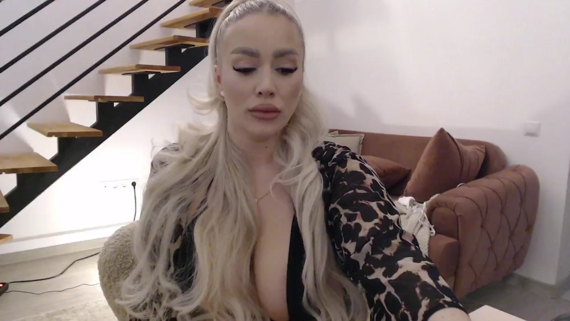 Gallery image thumbnail from Addasweet23's myfreecams stream on, 10/02/2024, 11:10 image 12 of 20