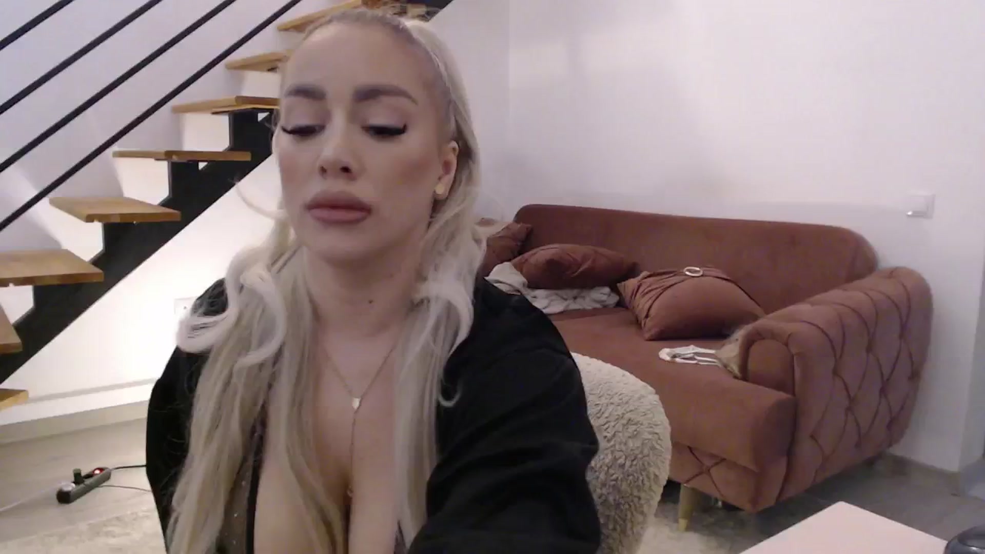 Gallery image thumbnail from Addasweet23's myfreecams stream on, 10/09/2024, 11:52 image 7 of 20