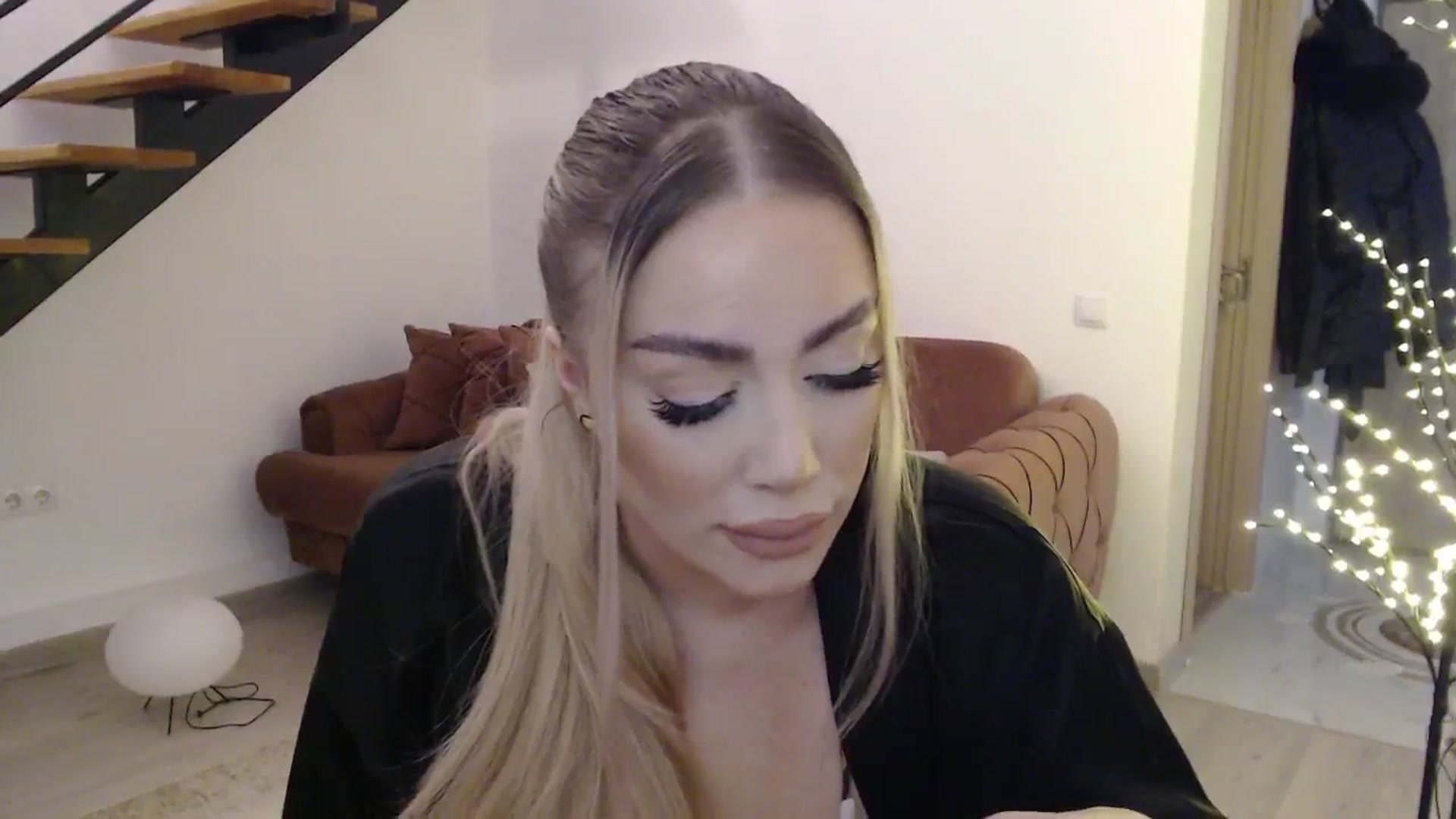 Gallery image thumbnail from Addasweet23's myfreecams stream on, 02/26/2025, 13:27 image 13 of 20