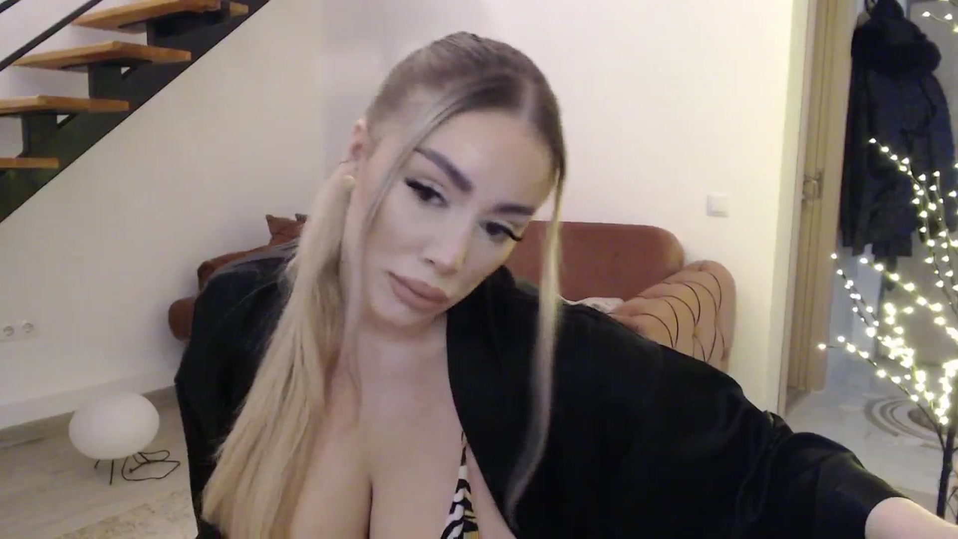 Gallery image thumbnail from Addasweet23's myfreecams stream on, 02/26/2025, 13:27 image 3 of 20