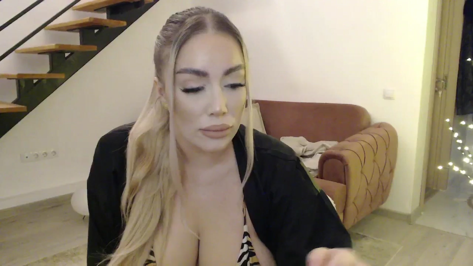 Gallery image thumbnail from Addasweet23's myfreecams stream on, 02/26/2025, 14:51 image 5 of 20