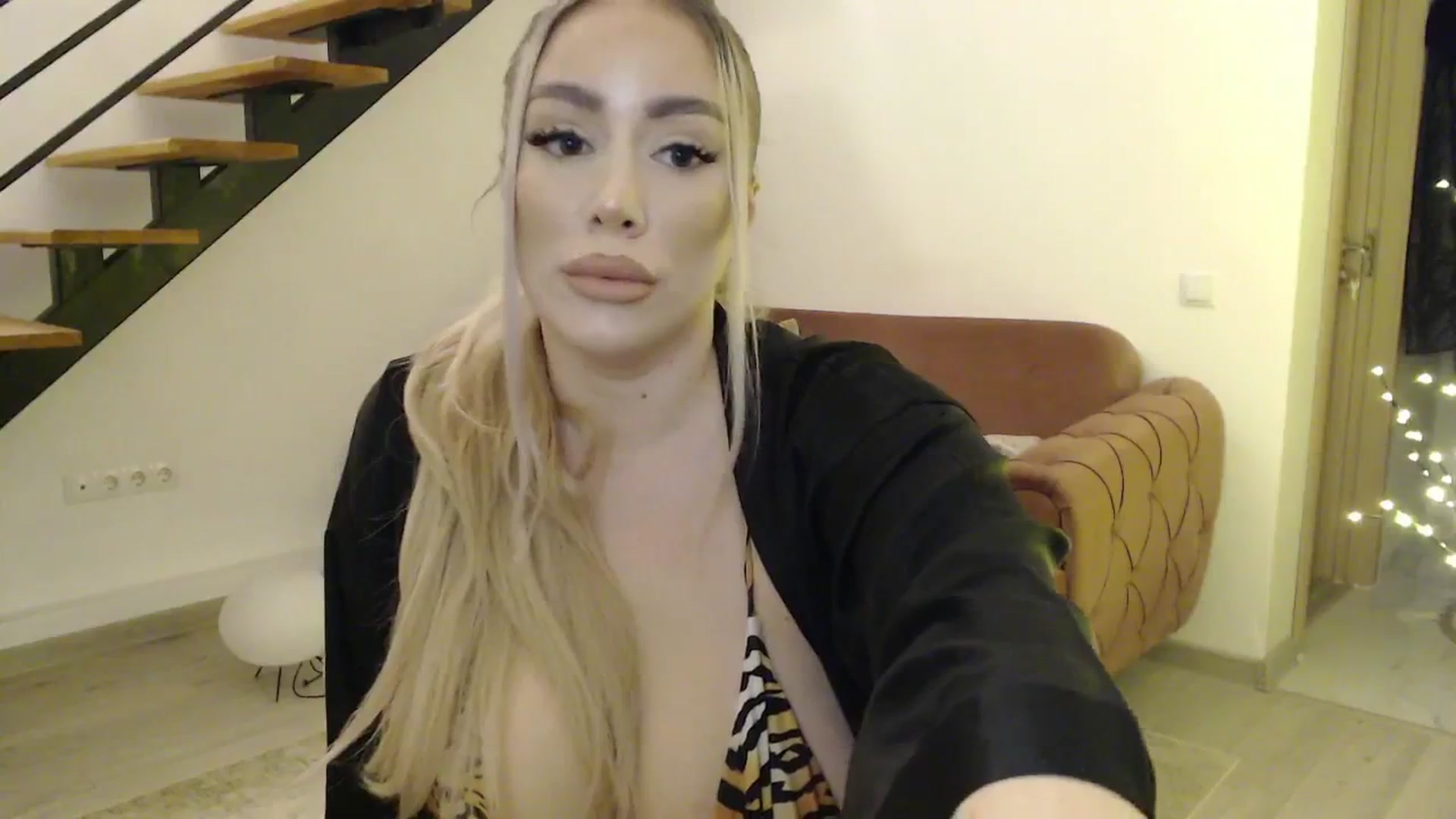 Gallery image thumbnail from Addasweet23's myfreecams stream on, 02/26/2025, 15:54 image 16 of 20