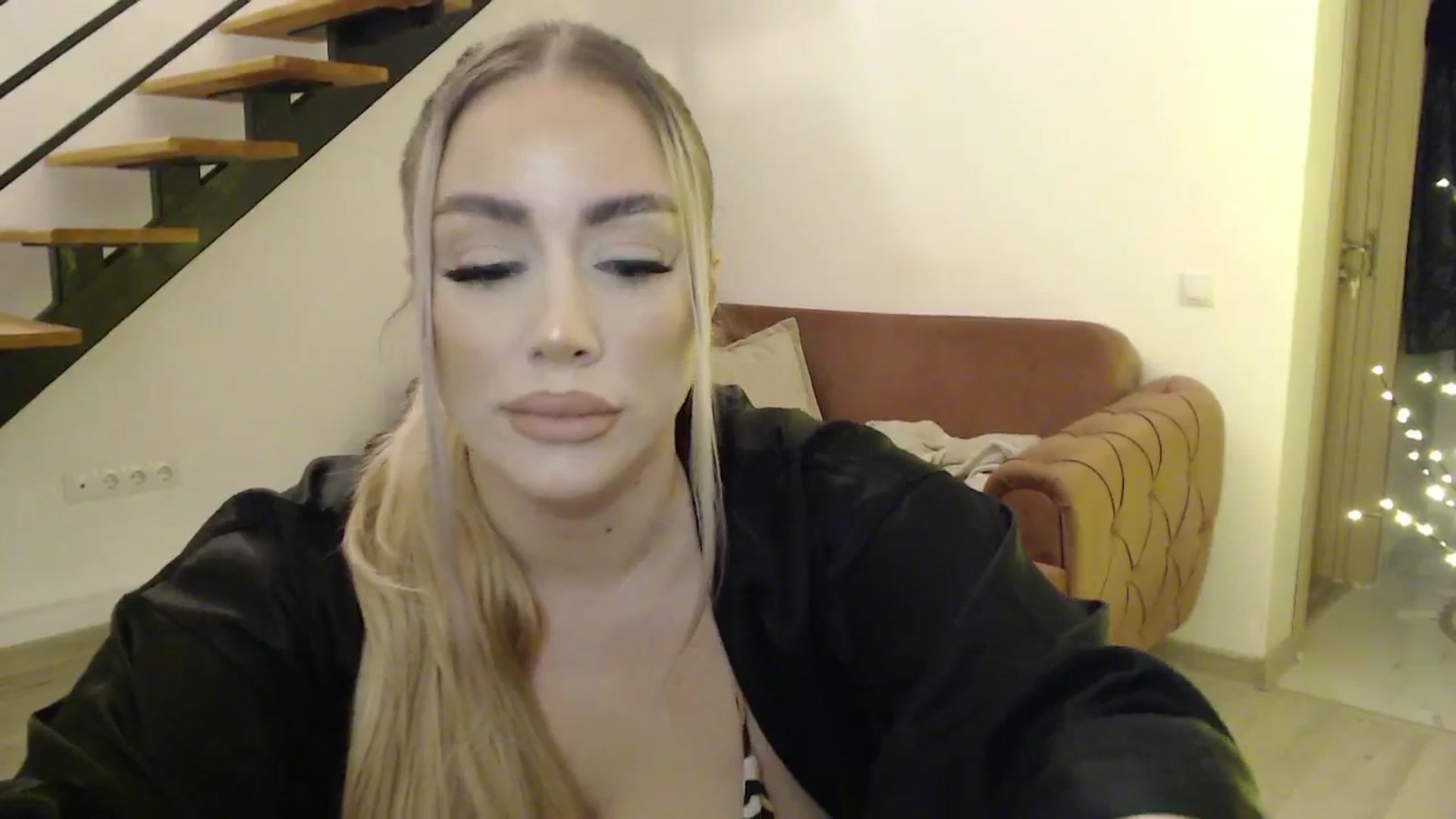 Gallery image thumbnail from Addasweet23's myfreecams stream on, 02/26/2025, 15:54 image 18 of 20