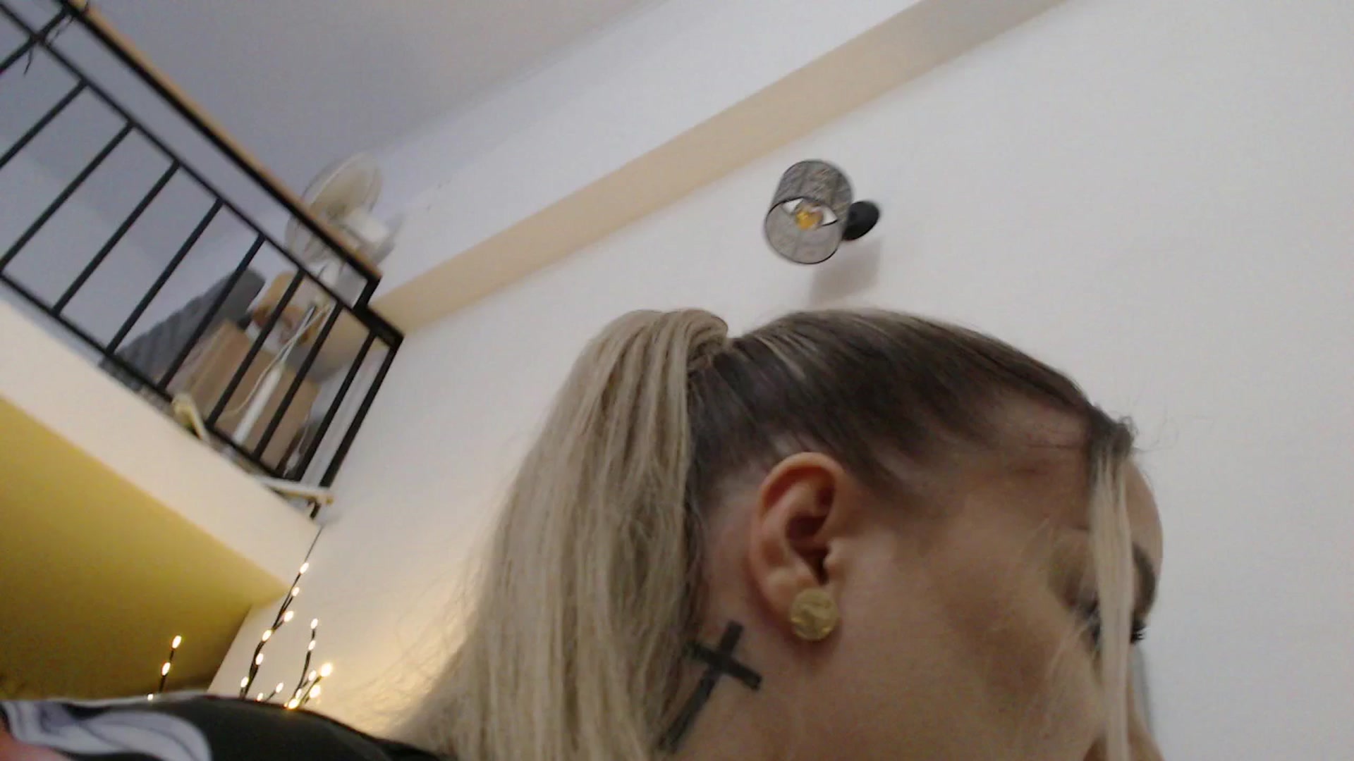 Gallery image thumbnail from Addasweet23's myfreecams stream on, 03/05/2025, 16:38 image 5 of 20