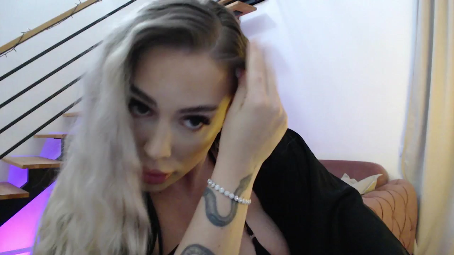 Gallery image thumbnail from Addasweet23's myfreecams stream on, 05/27/2025, 11:19 image 9 of 20