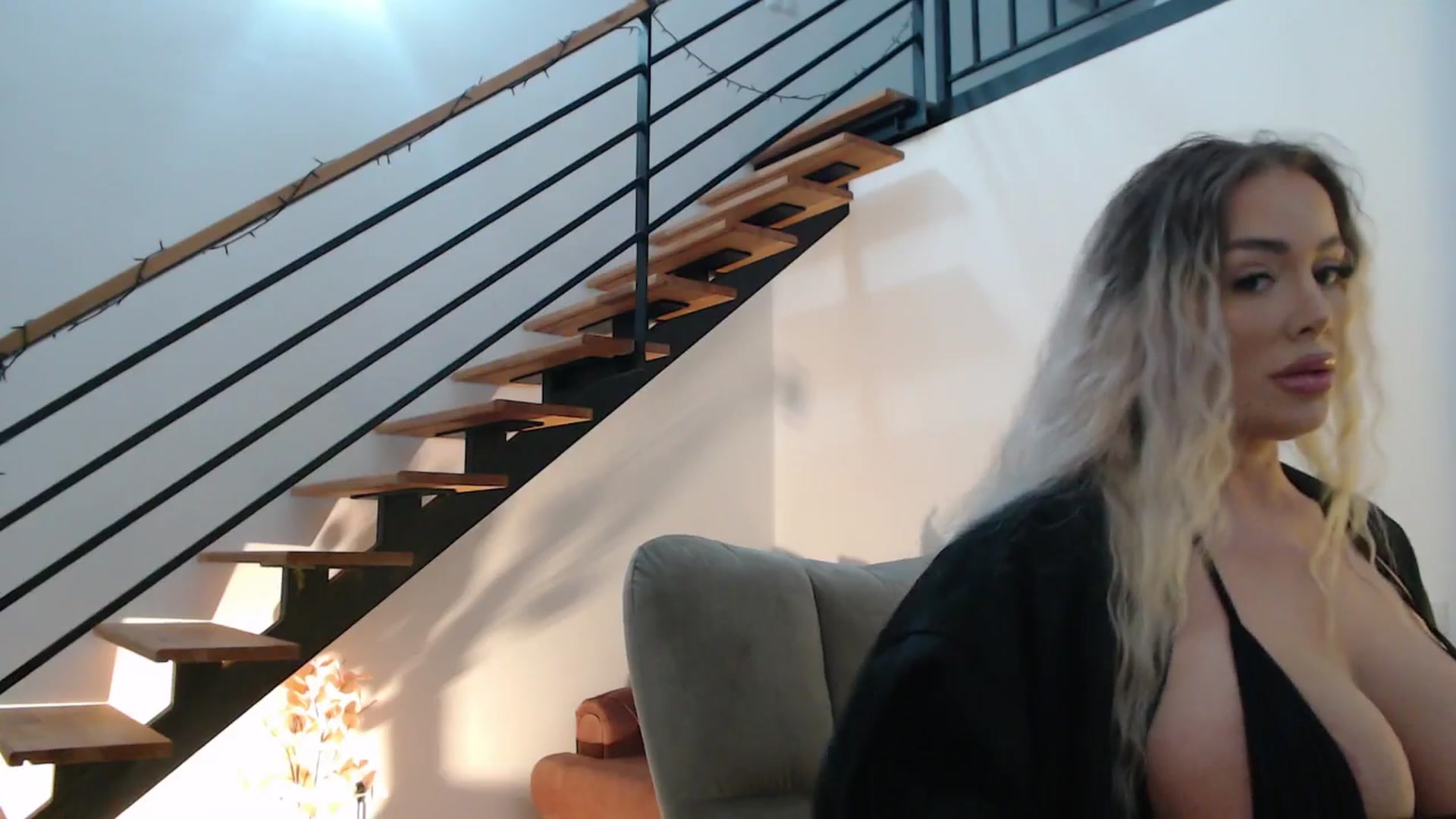 Gallery image thumbnail from Addasweet23's myfreecams stream on, 07/24/2025, 11:38 image 3 of 20
