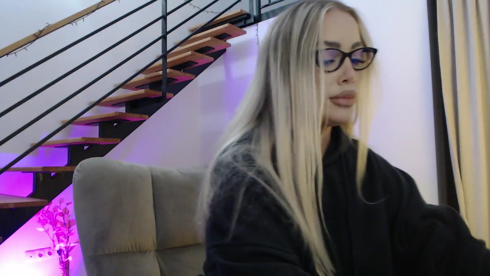 Gallery image thumbnail from Addasweet23's myfreecams stream on, 09/24/2025, 15:25 image 5 of 20