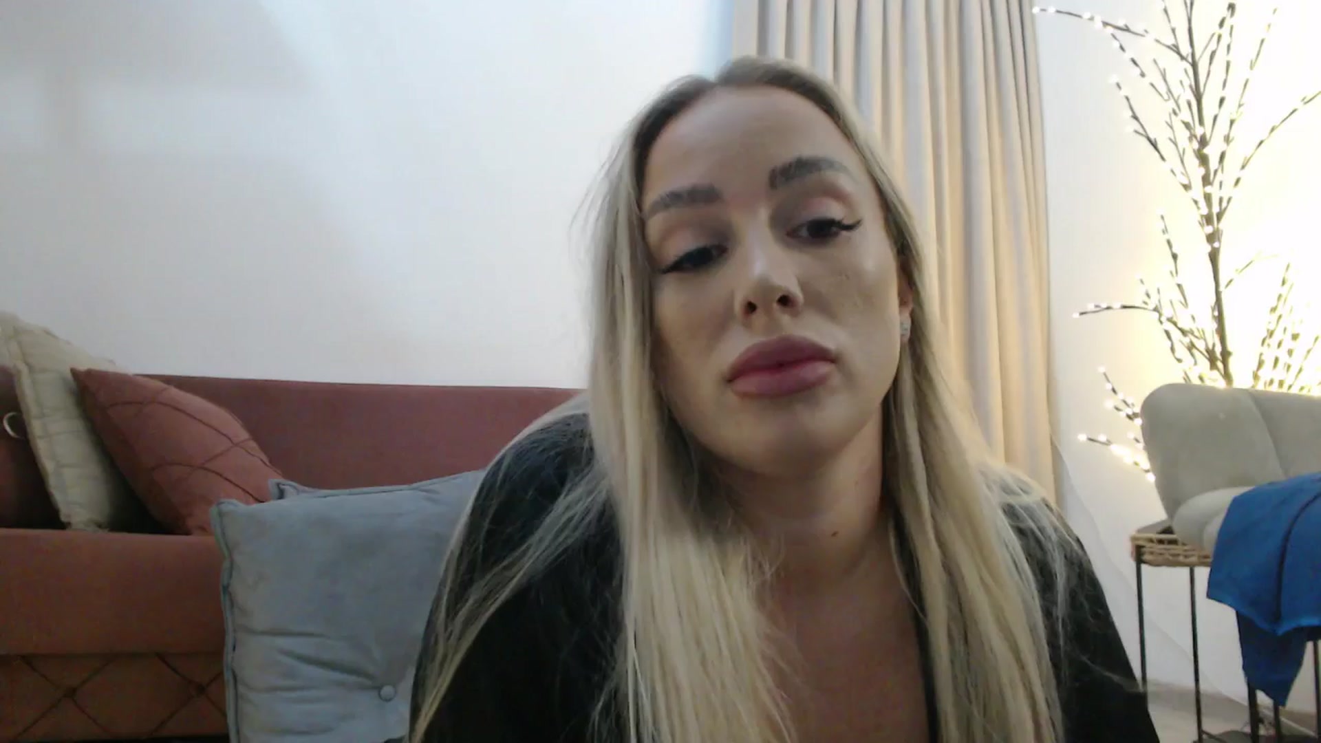 Gallery image thumbnail from Addasweet23's myfreecams stream on, 10/05/2025, 13:26 image 18 of 20