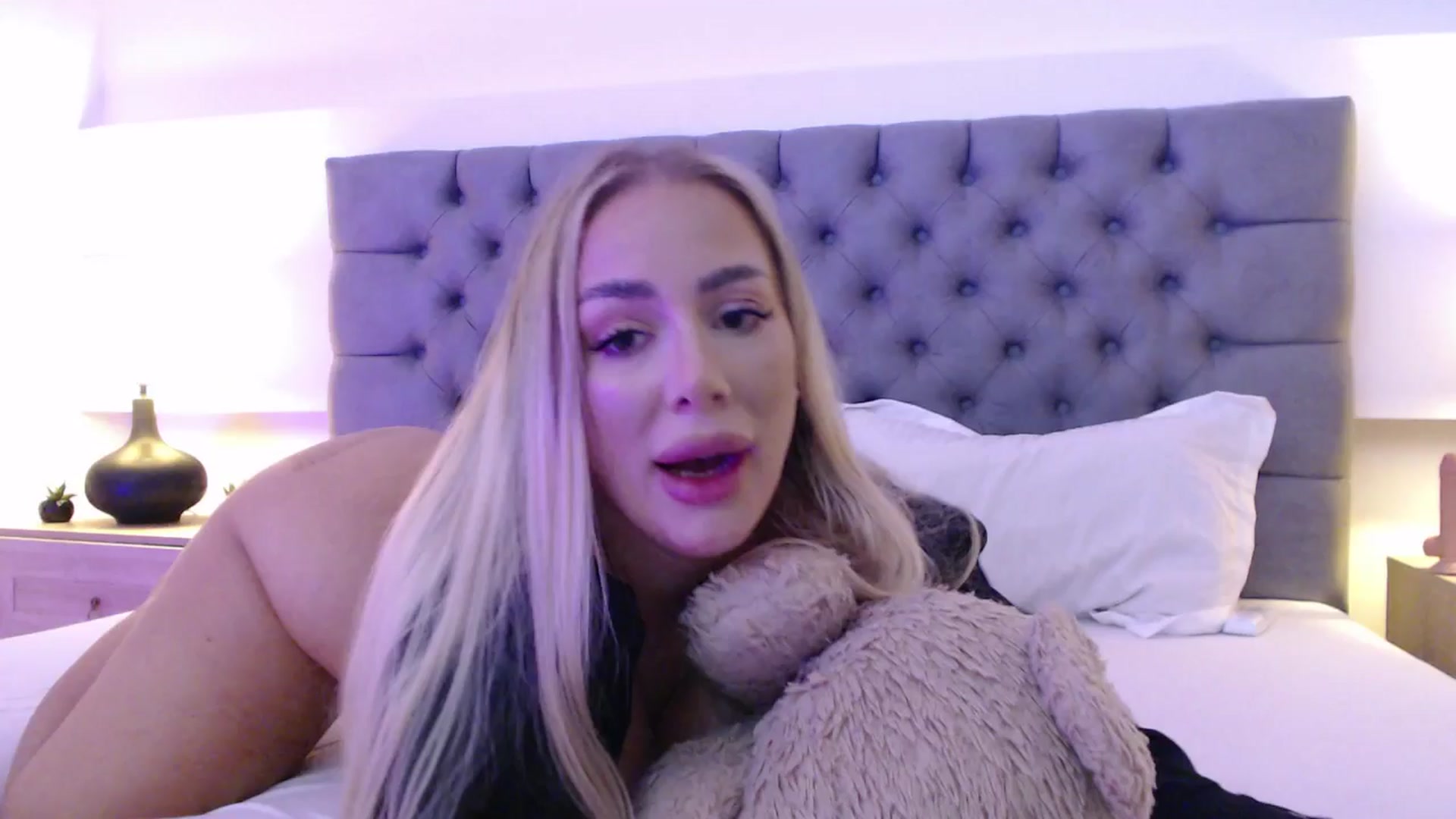 Gallery image thumbnail from Addasweet23's myfreecams stream on, 10/12/2025, 12:01 image 11 of 20