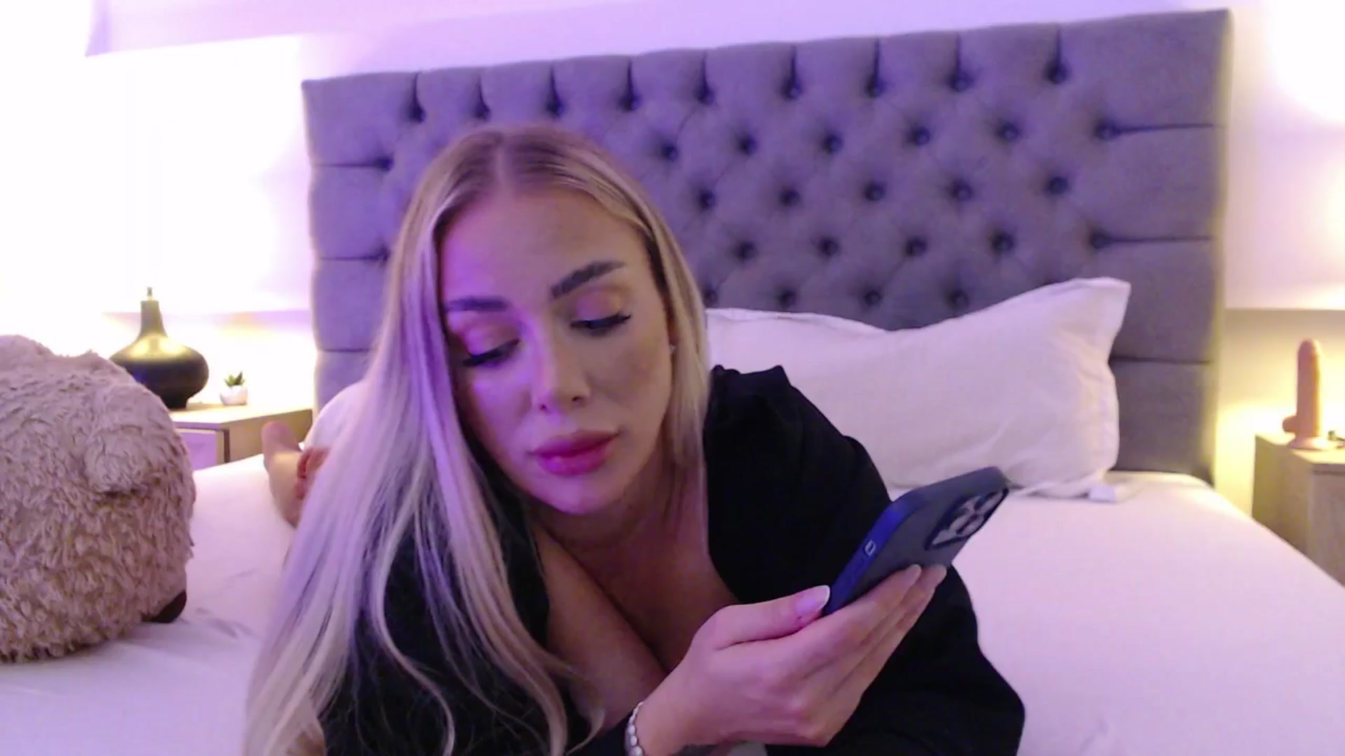 Gallery image thumbnail from Addasweet23's myfreecams stream on, 10/12/2025, 13:19 image 6 of 20