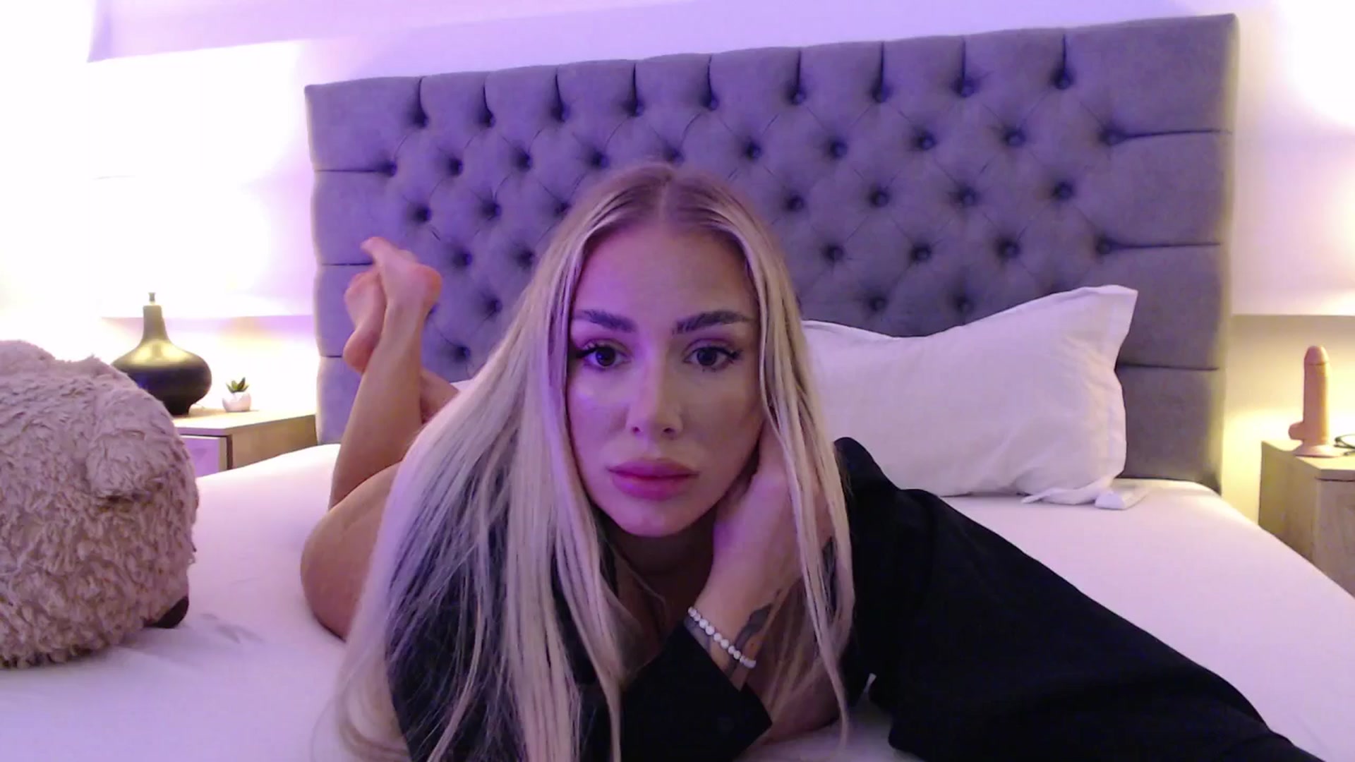 Gallery image thumbnail from Addasweet23's myfreecams stream on, 10/12/2025, 13:19 image 13 of 20