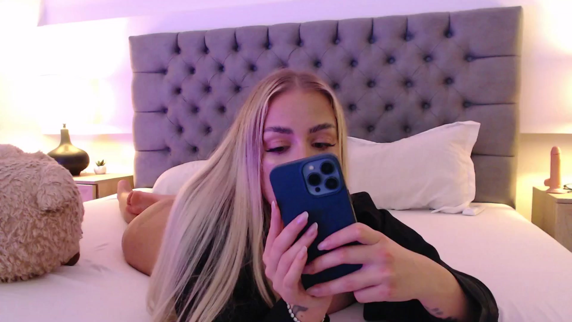 Gallery image thumbnail from Addasweet23's myfreecams stream on, 10/12/2025, 13:19 image 16 of 20