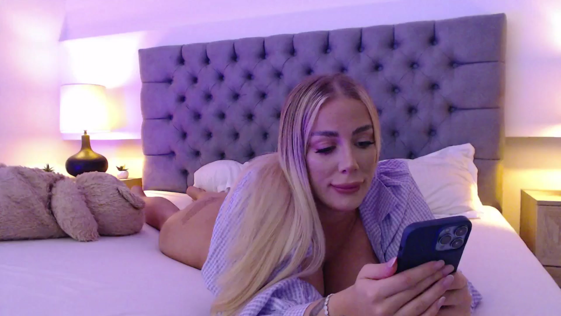 Gallery image thumbnail from Addasweet23's myfreecams stream on, 10/14/2025, 10:14 image 1 of 20