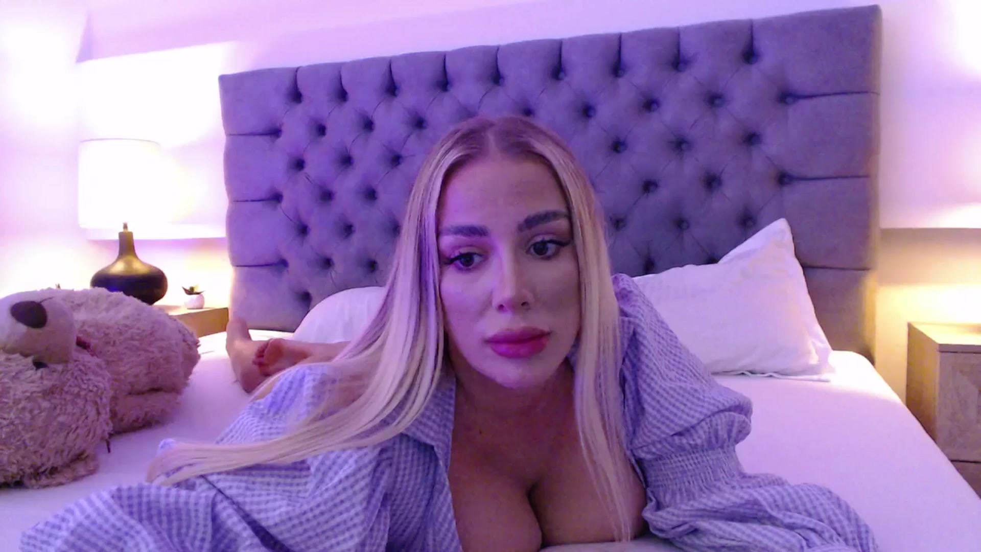 Gallery image thumbnail from Addasweet23's myfreecams stream on, 10/14/2025, 11:34 image 3 of 20