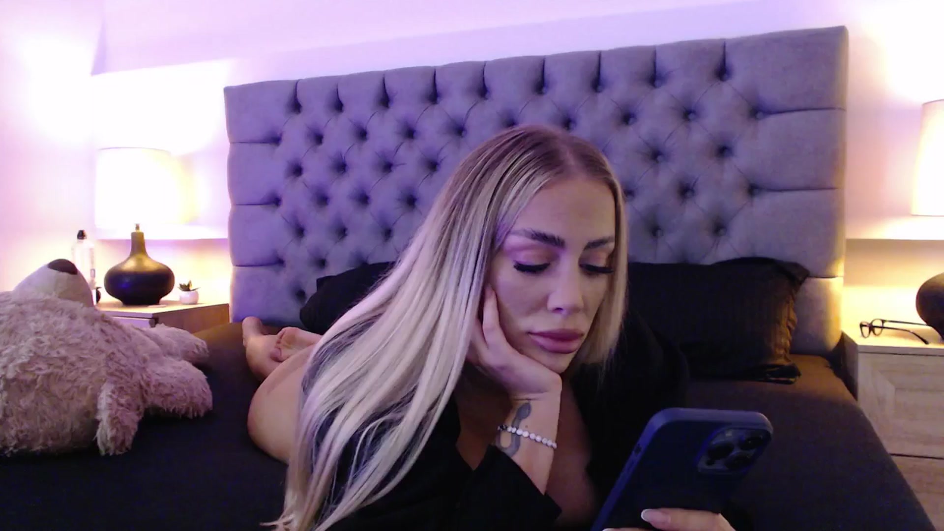 Gallery image thumbnail from Addasweet23's myfreecams stream on, 10/25/2025, 09:41 image 2 of 20