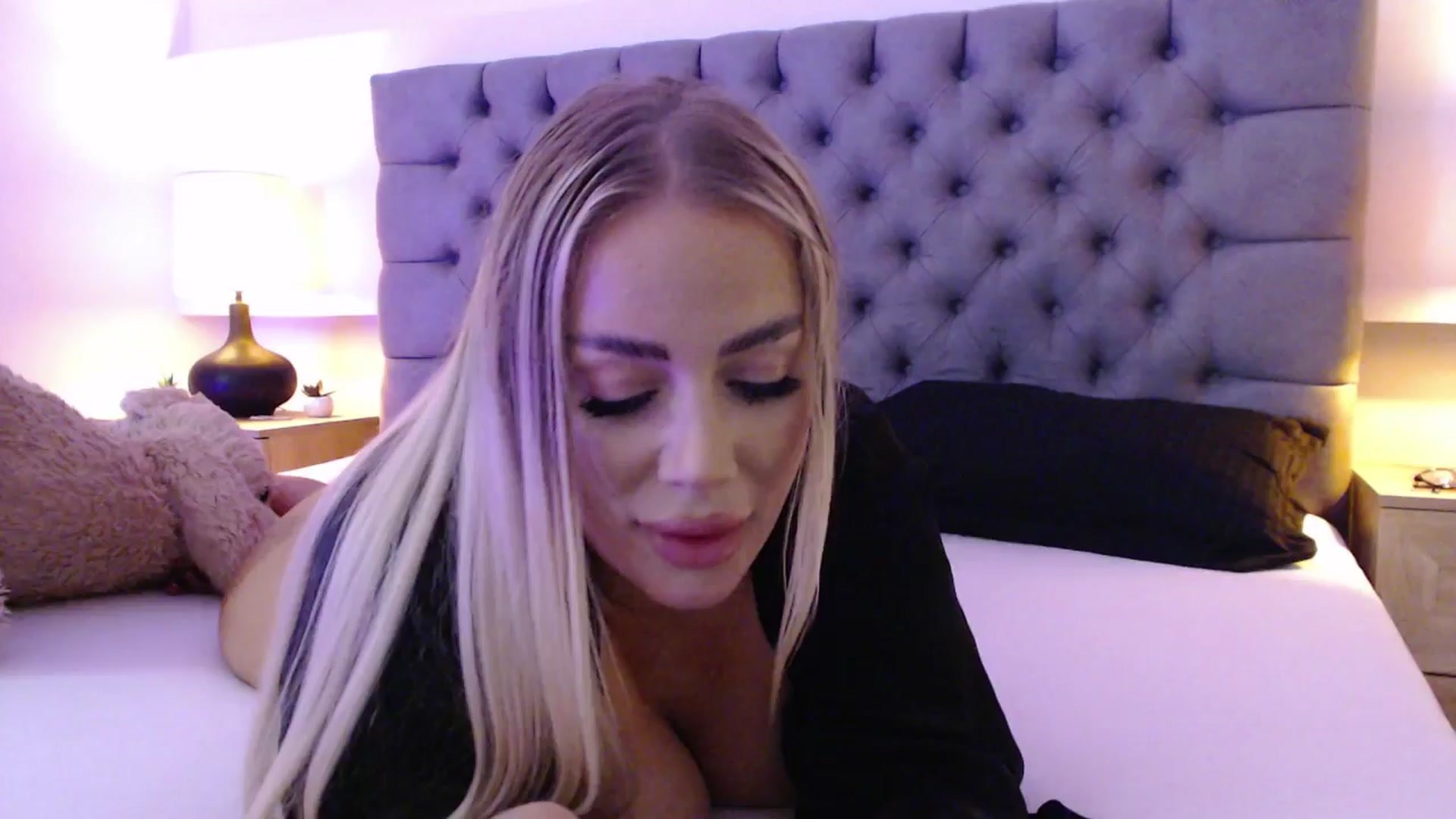 Gallery image thumbnail from Addasweet23's myfreecams stream on, 10/26/2025, 14:00 image 9 of 20