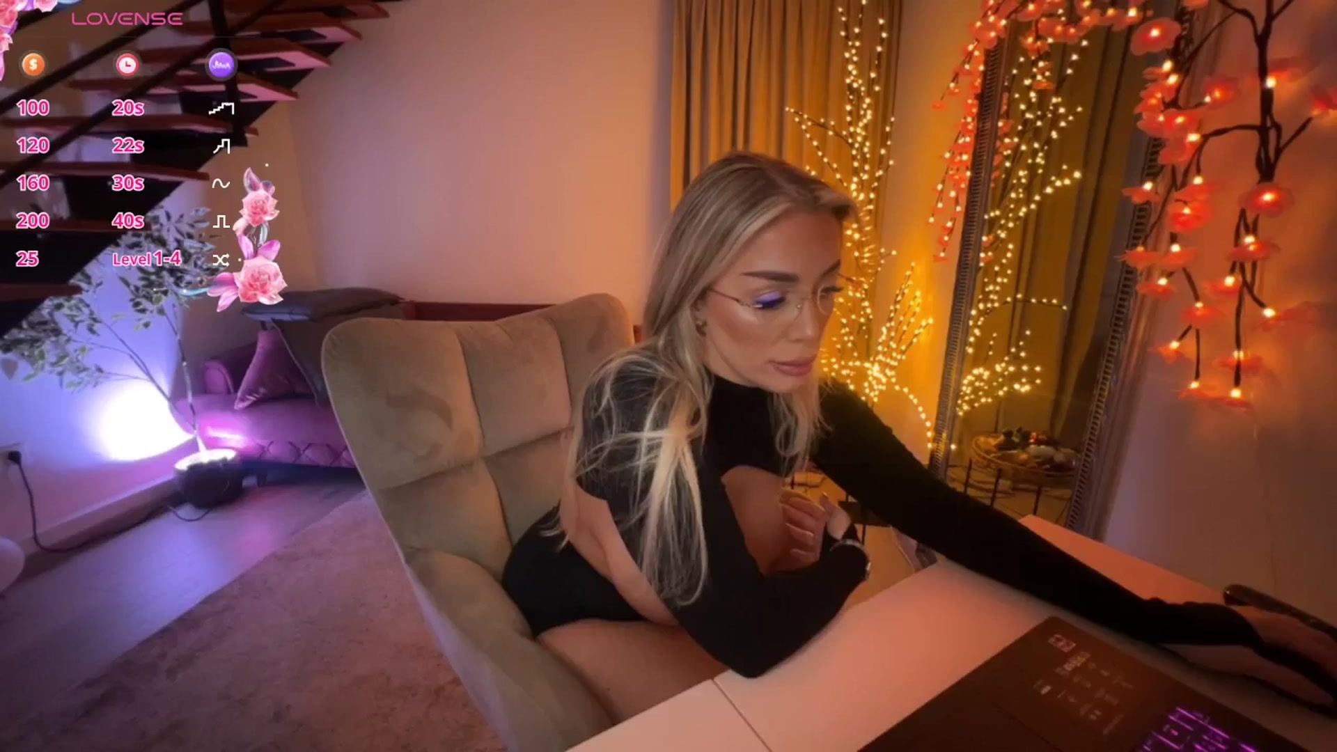 Gallery image thumbnail from Addasweet23's myfreecams stream on, 04/09/2026, 15:04 image 7 of 20