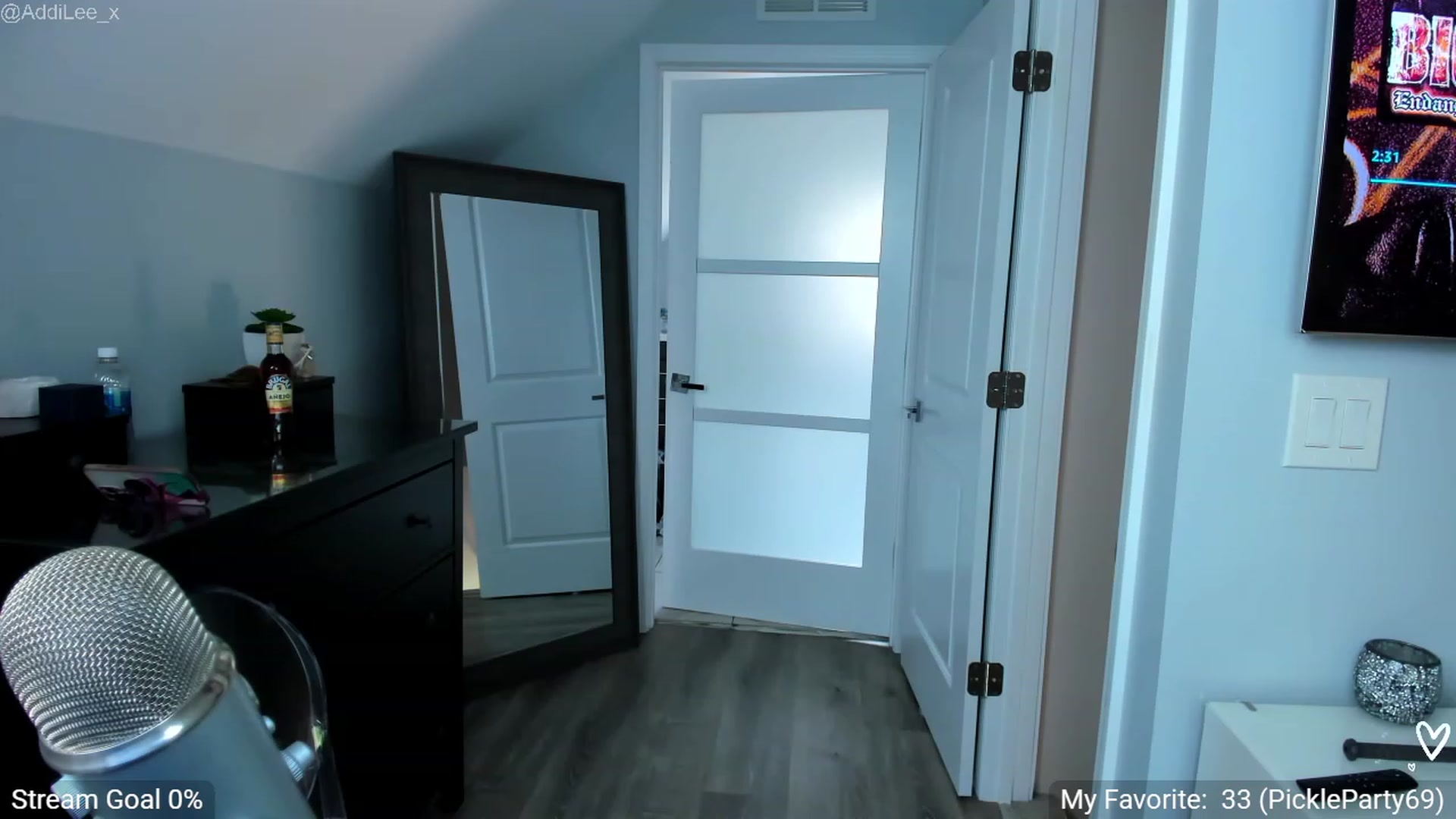 Gallery image thumbnail from AddiLee's myfreecams stream on, 05/18/2023, 20:50 image 5 of 20