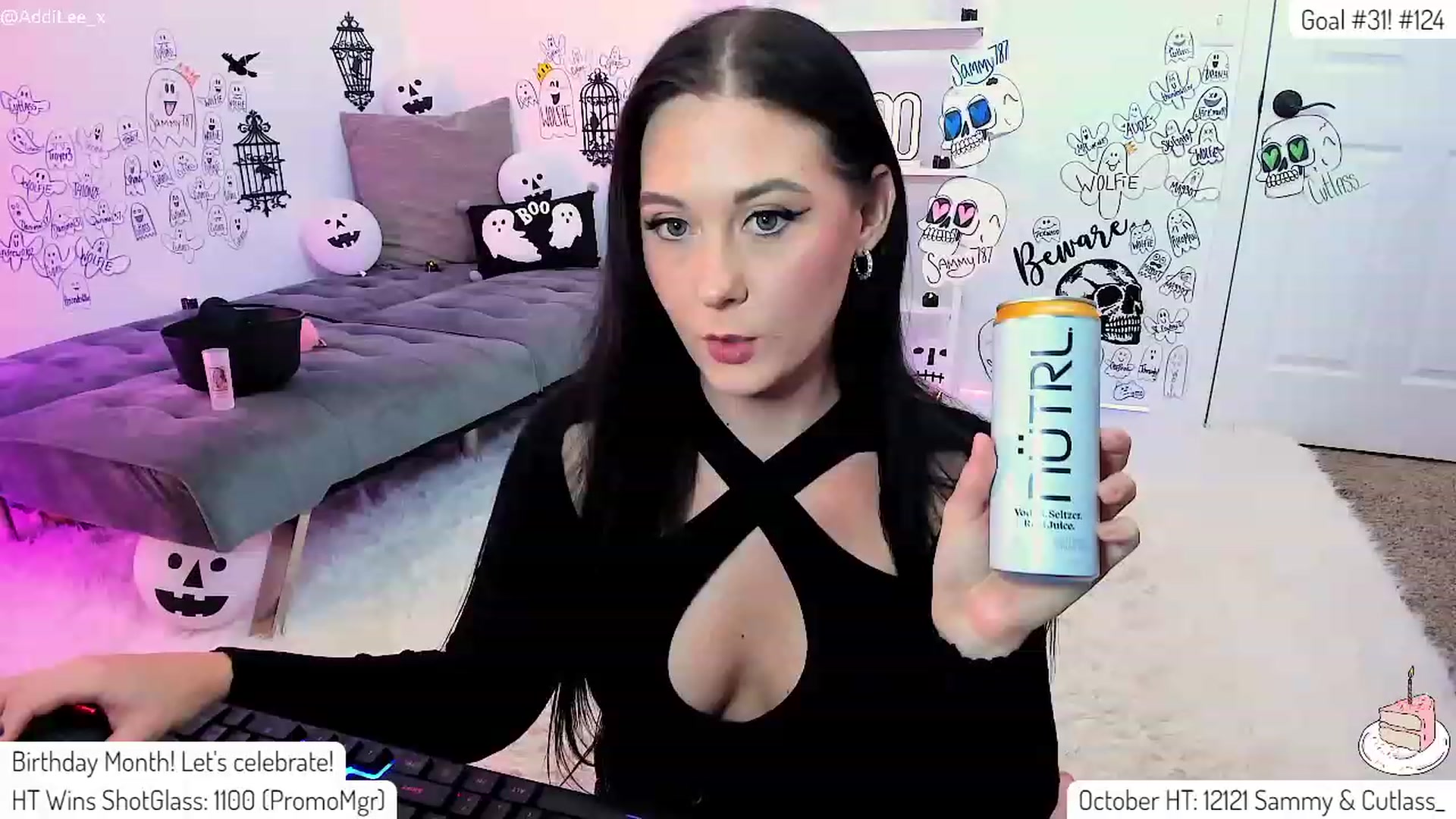 Gallery image thumbnail from AddiLee's myfreecams stream on, 10/25/2023, 20:14 image 6 of 20