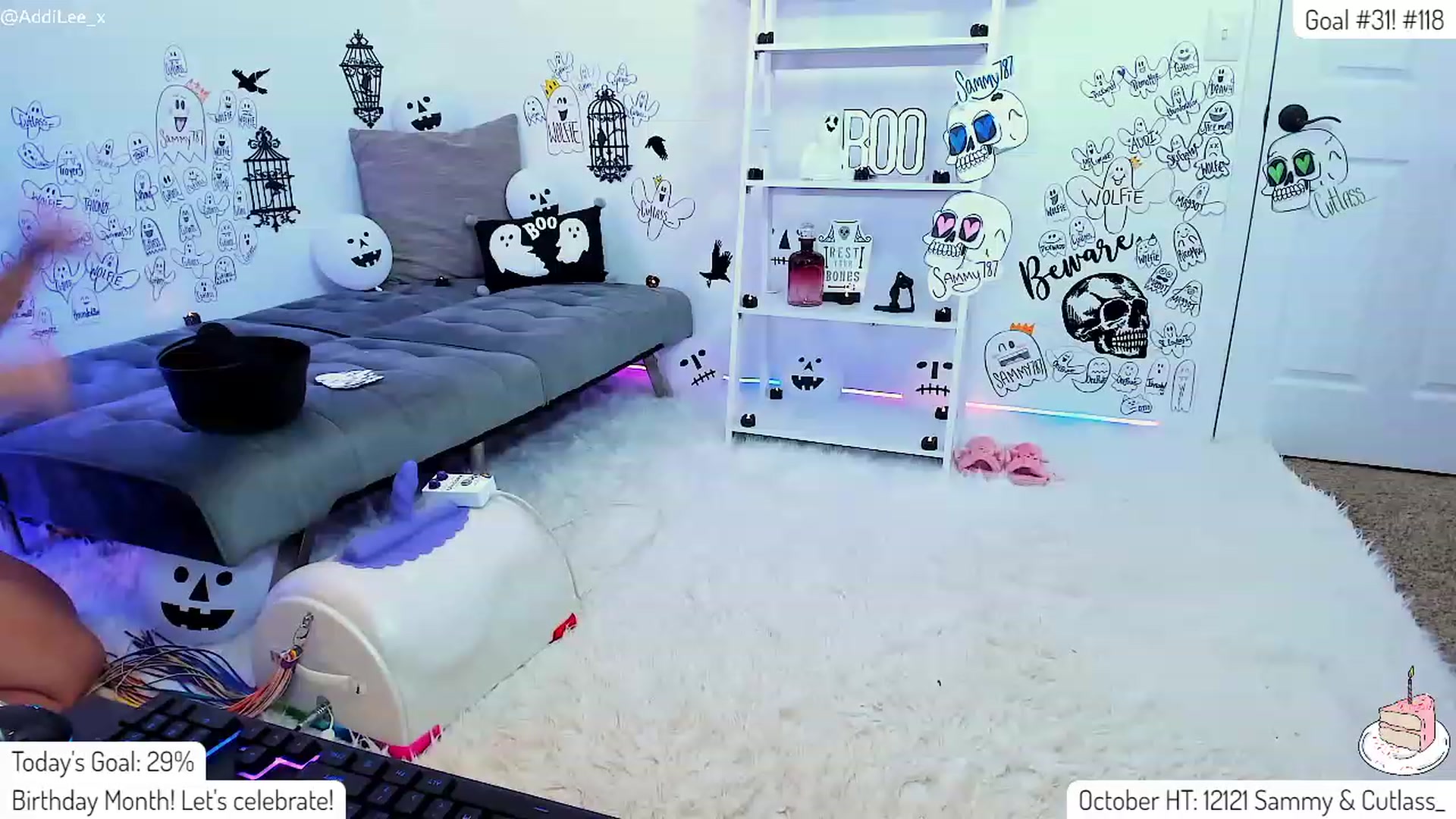 Gallery image thumbnail from AddiLee's myfreecams stream on, 10/26/2023, 21:25 image 3 of 20