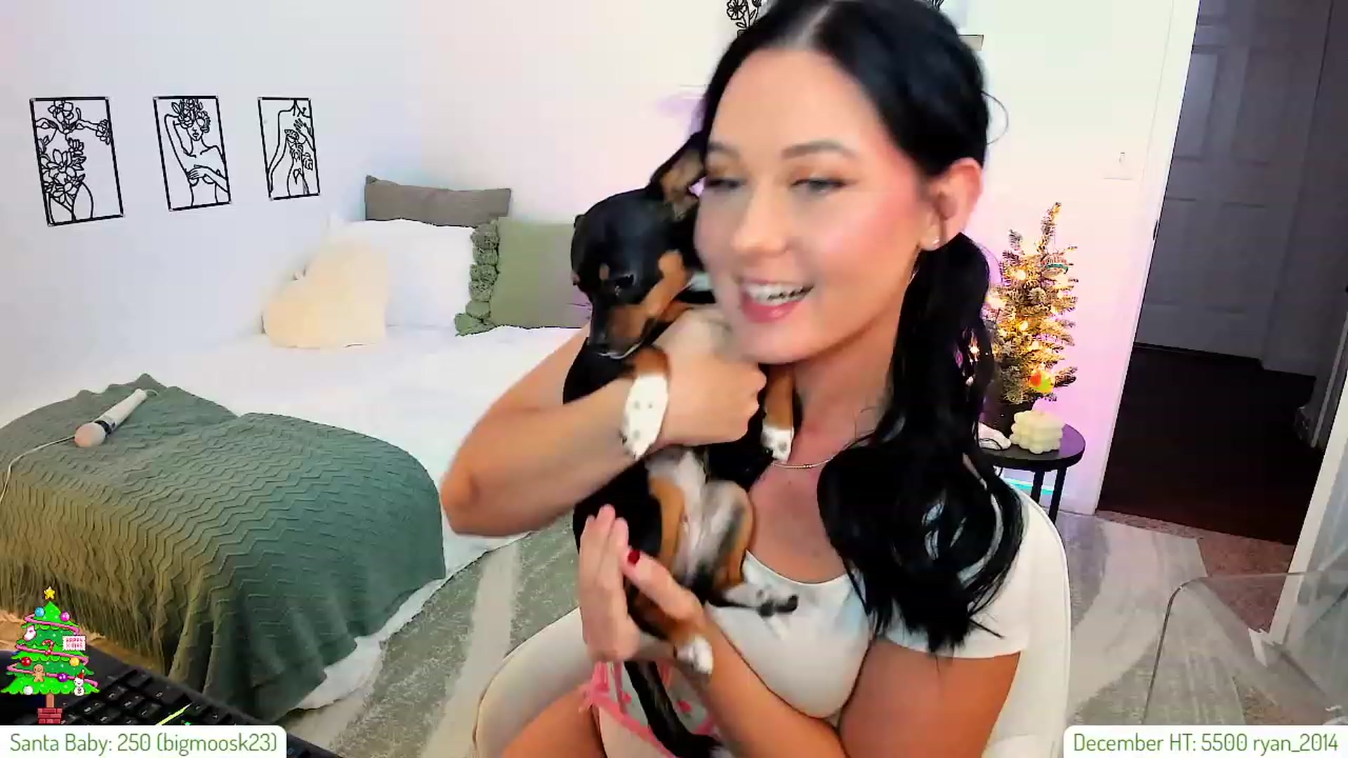 Gallery image thumbnail from AddiLee's myfreecams stream on, 12/22/2023, 21:56 image 18 of 20