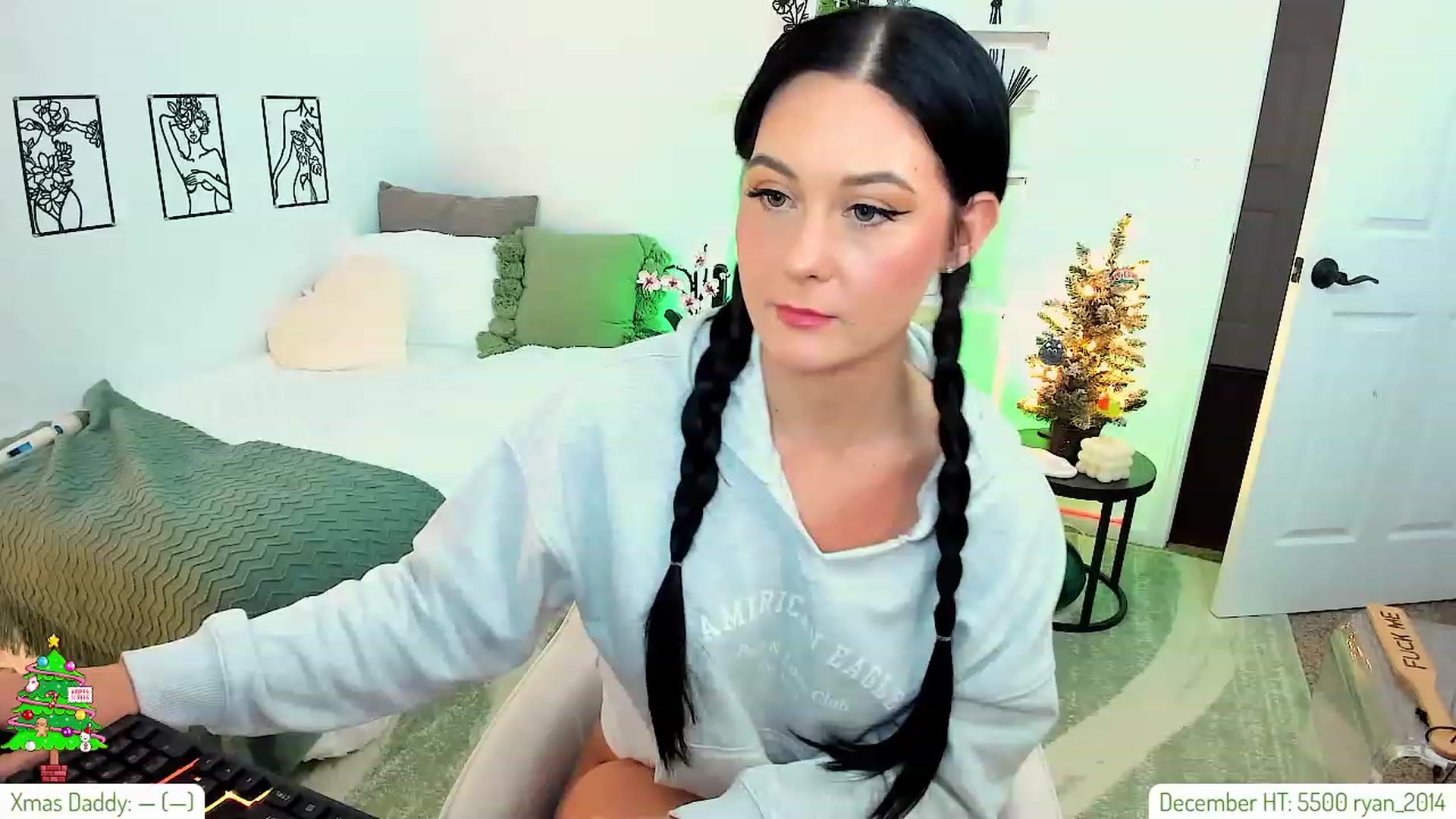 Gallery image thumbnail from AddiLee's myfreecams stream on, 12/23/2023, 19:22 image 20 of 20