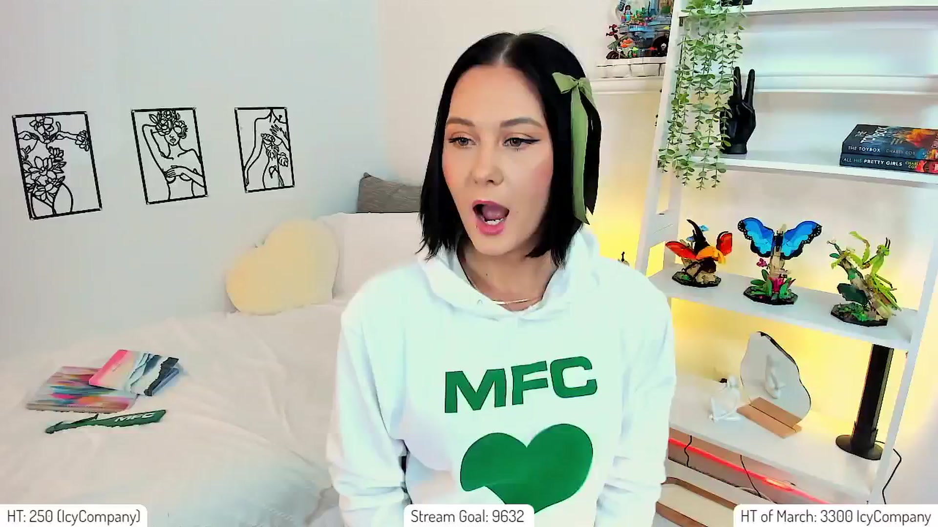 Gallery image thumbnail from AddiLee's myfreecams stream on, 03/08/2024, 21:12 image 4 of 20