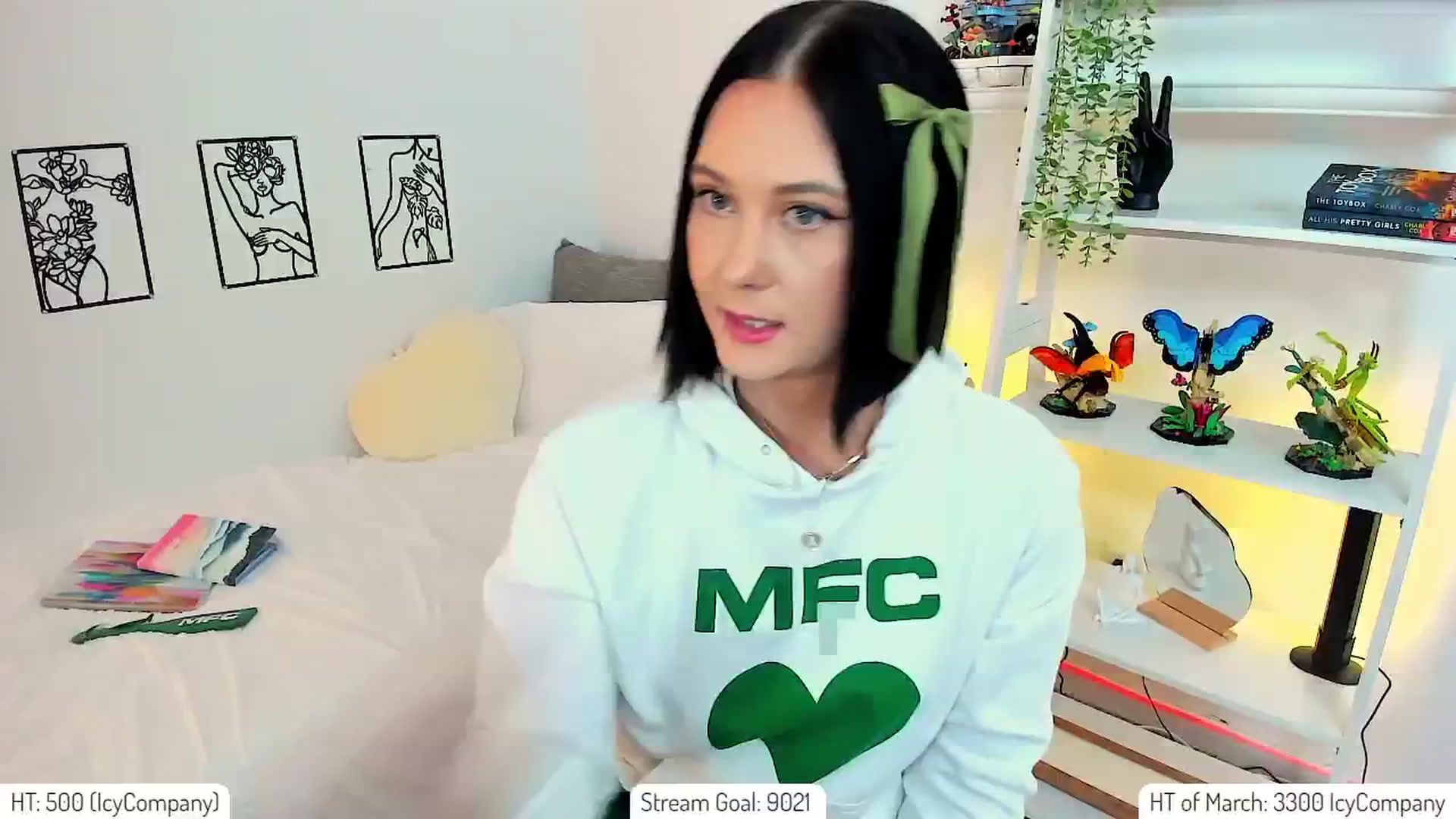 Gallery image thumbnail from AddiLee's myfreecams stream on, 03/08/2024, 21:12 image 11 of 20
