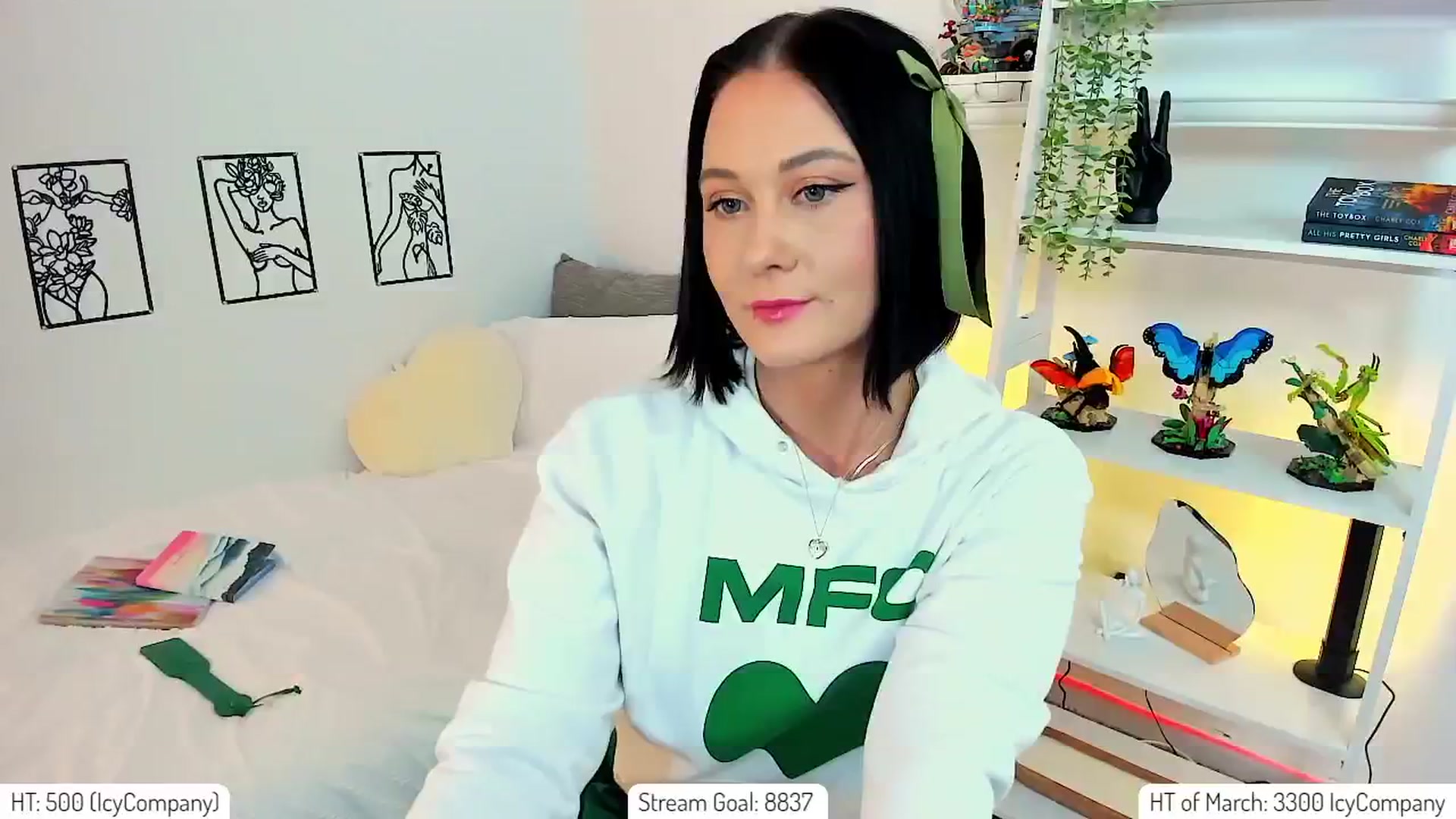 Gallery image thumbnail from AddiLee's myfreecams stream on, 03/08/2024, 21:52 image 10 of 20