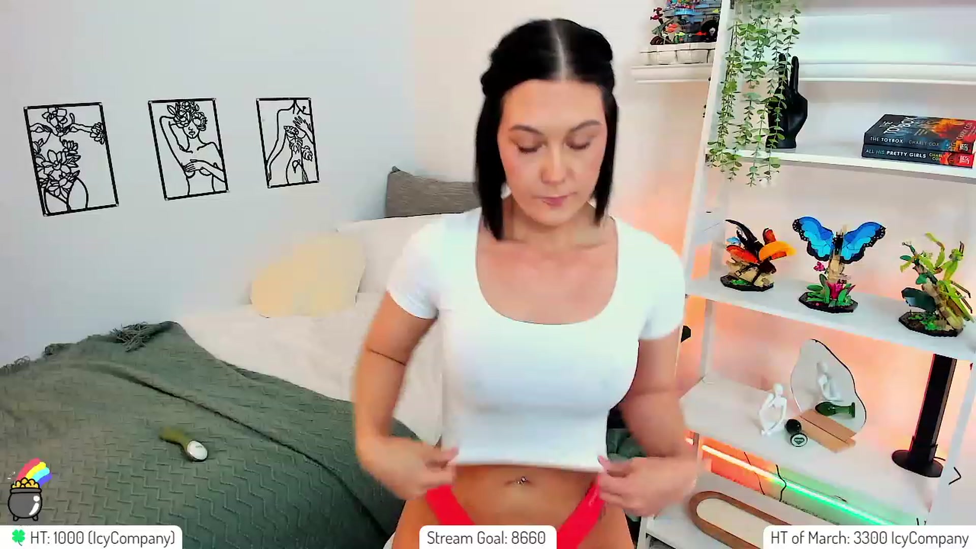 Gallery image thumbnail from AddiLee's myfreecams stream on, 03/17/2024, 18:46 image 9 of 20