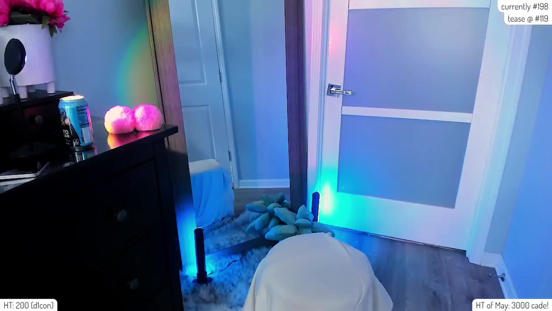 Gallery image thumbnail from AddiLee's myfreecams stream on, 05/04/2024, 17:25 image 12 of 20