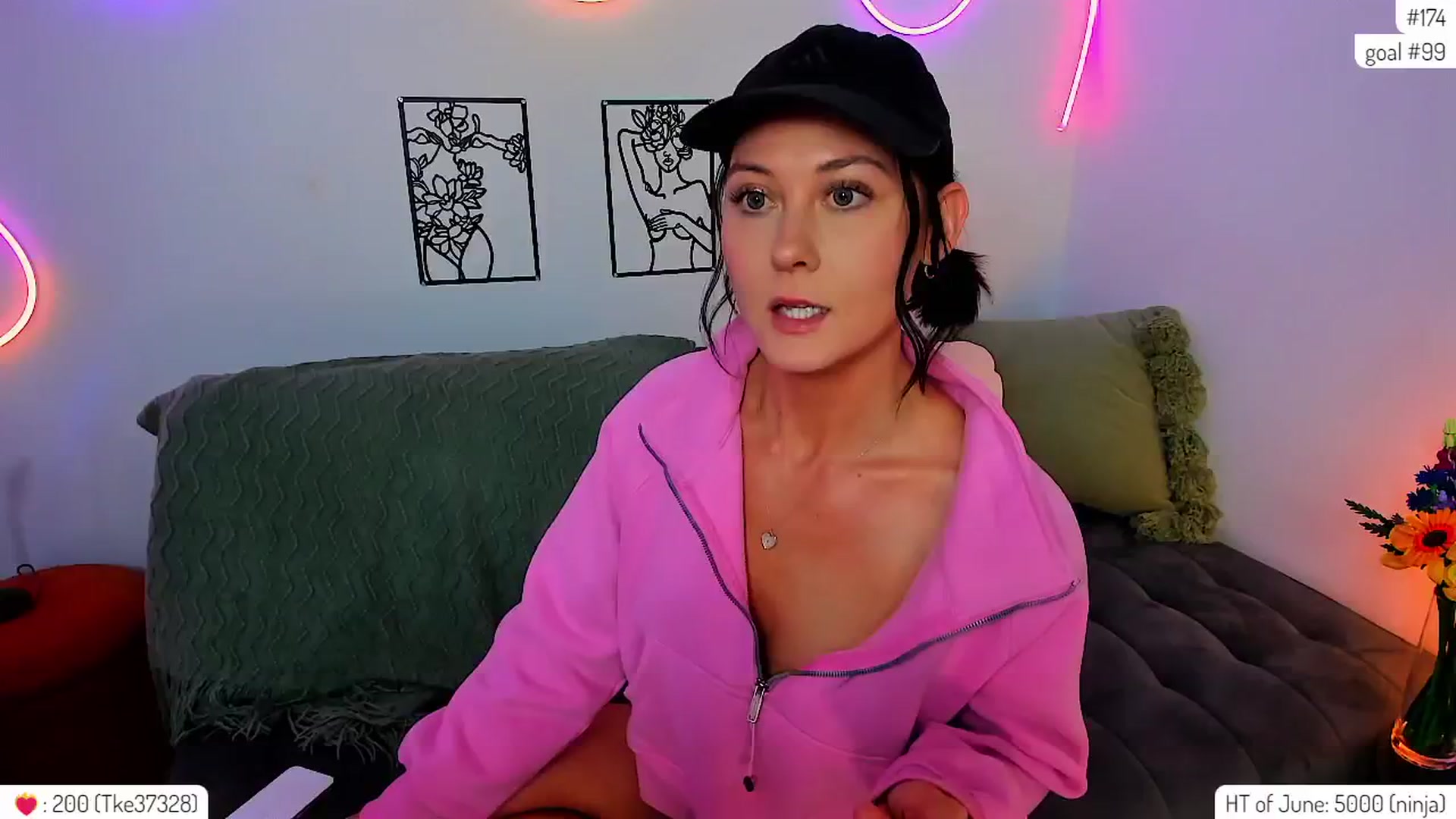 Gallery image thumbnail from AddiLee's myfreecams stream on, 06/07/2024, 17:58 image 1 of 20