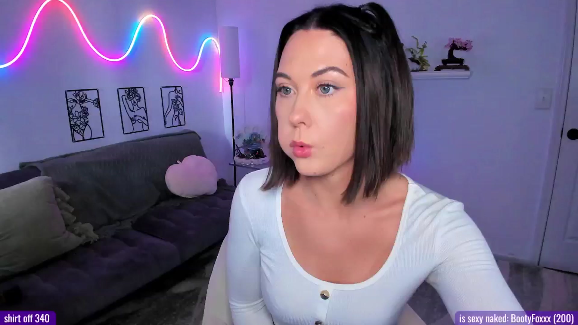 Gallery image thumbnail from AddiLee's myfreecams stream on, 08/16/2024, 19:57 image 19 of 20