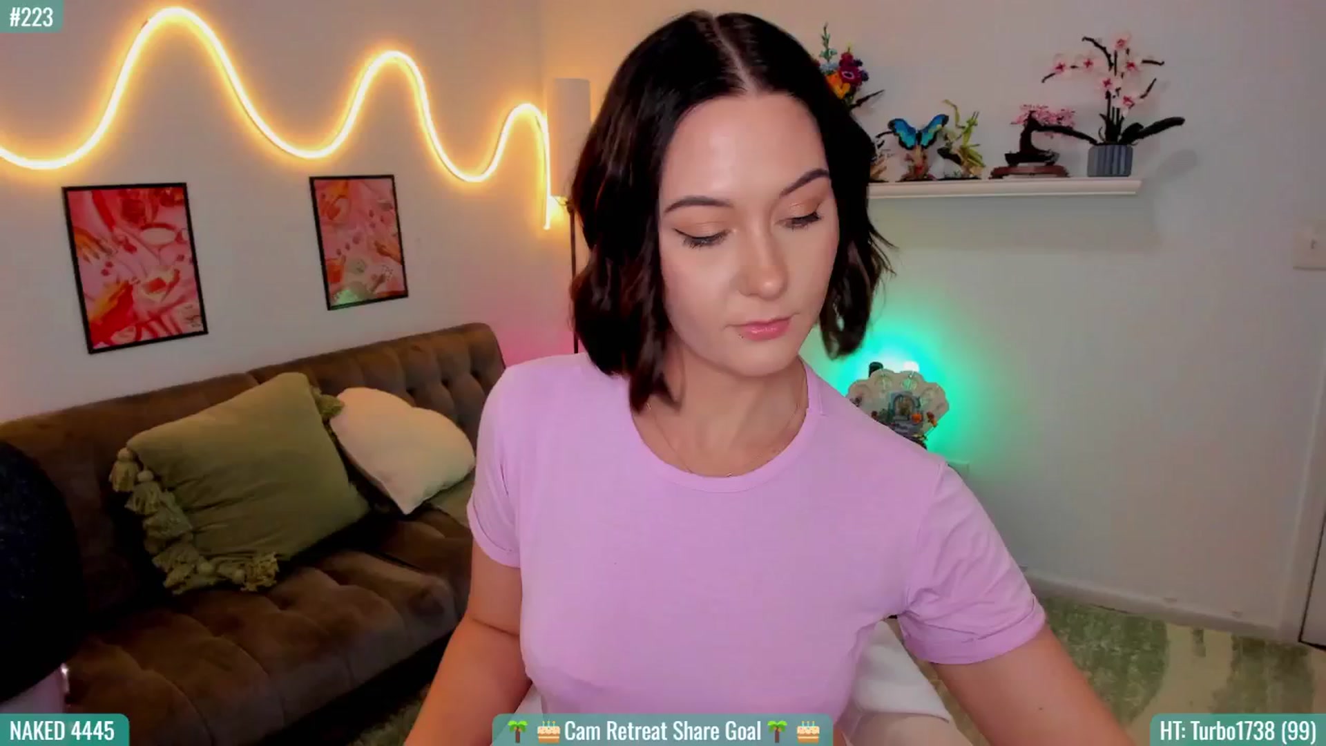 Gallery image thumbnail from AddiLee's myfreecams stream on, 08/26/2024, 21:10 image 8 of 20