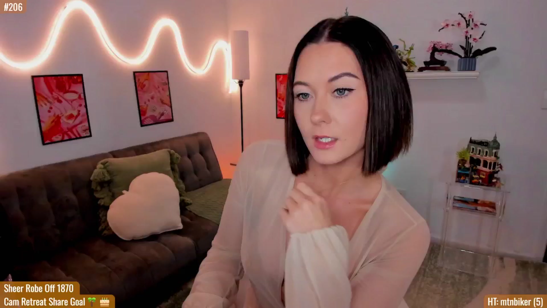 Gallery image thumbnail from AddiLee's myfreecams stream on, 08/29/2024, 19:54 image 2 of 20