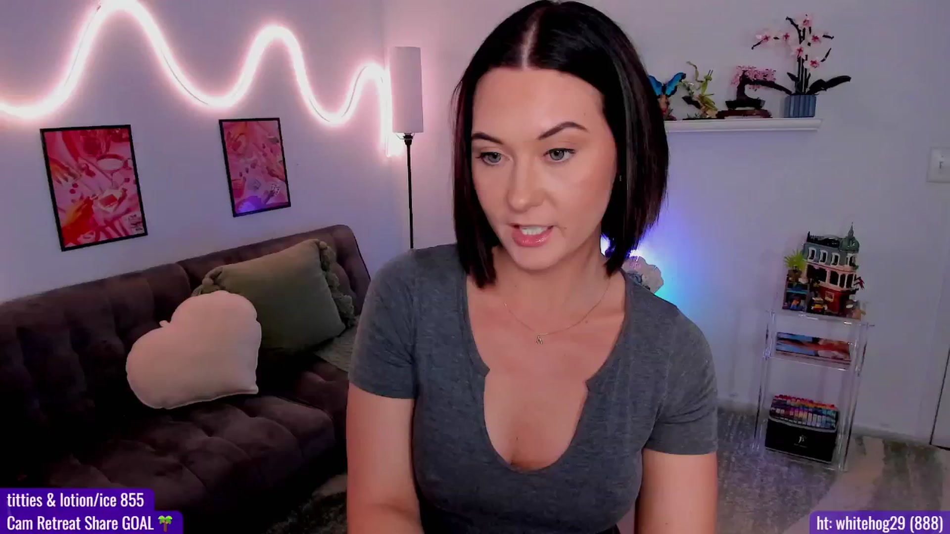 Gallery image thumbnail from AddiLee's myfreecams stream on, 09/03/2024, 21:03 image 19 of 20