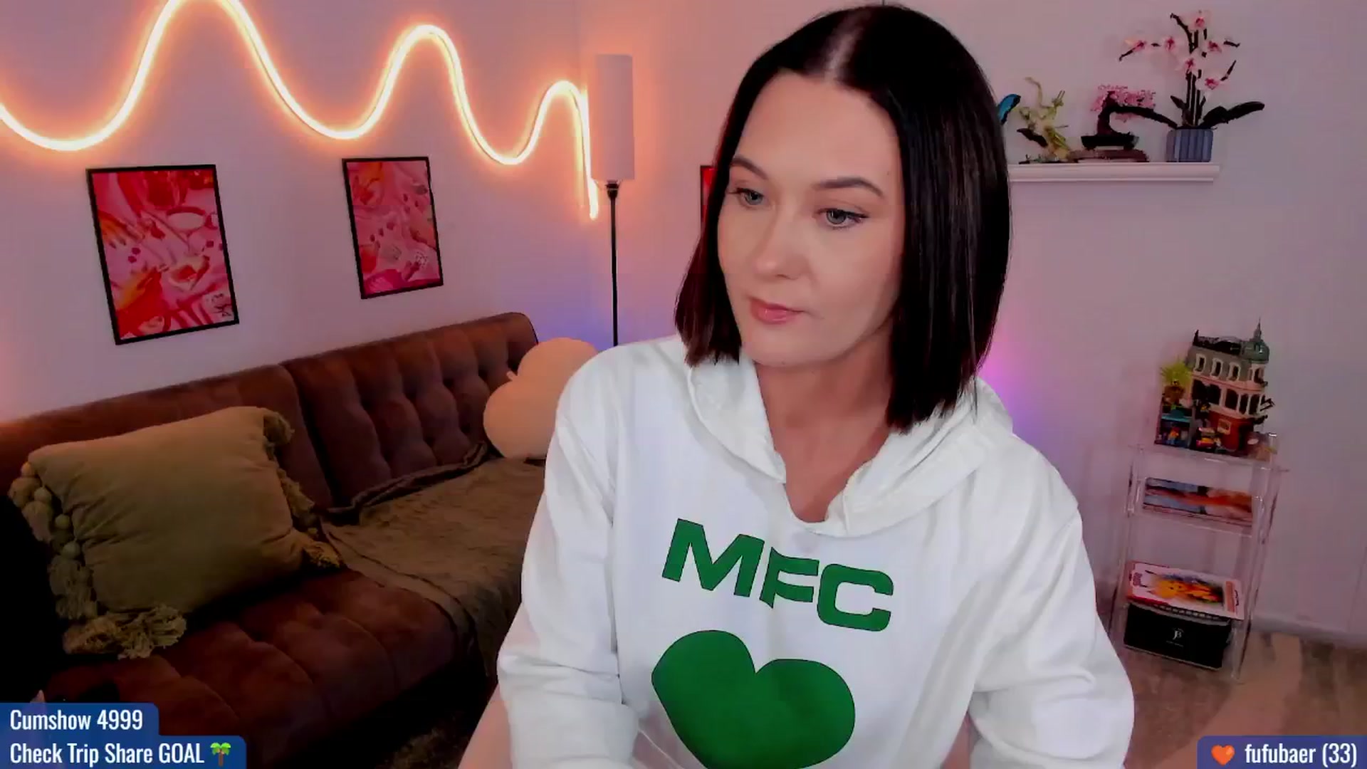 Gallery image thumbnail from AddiLee's myfreecams stream on, 09/10/2024, 20:12 image 1 of 20