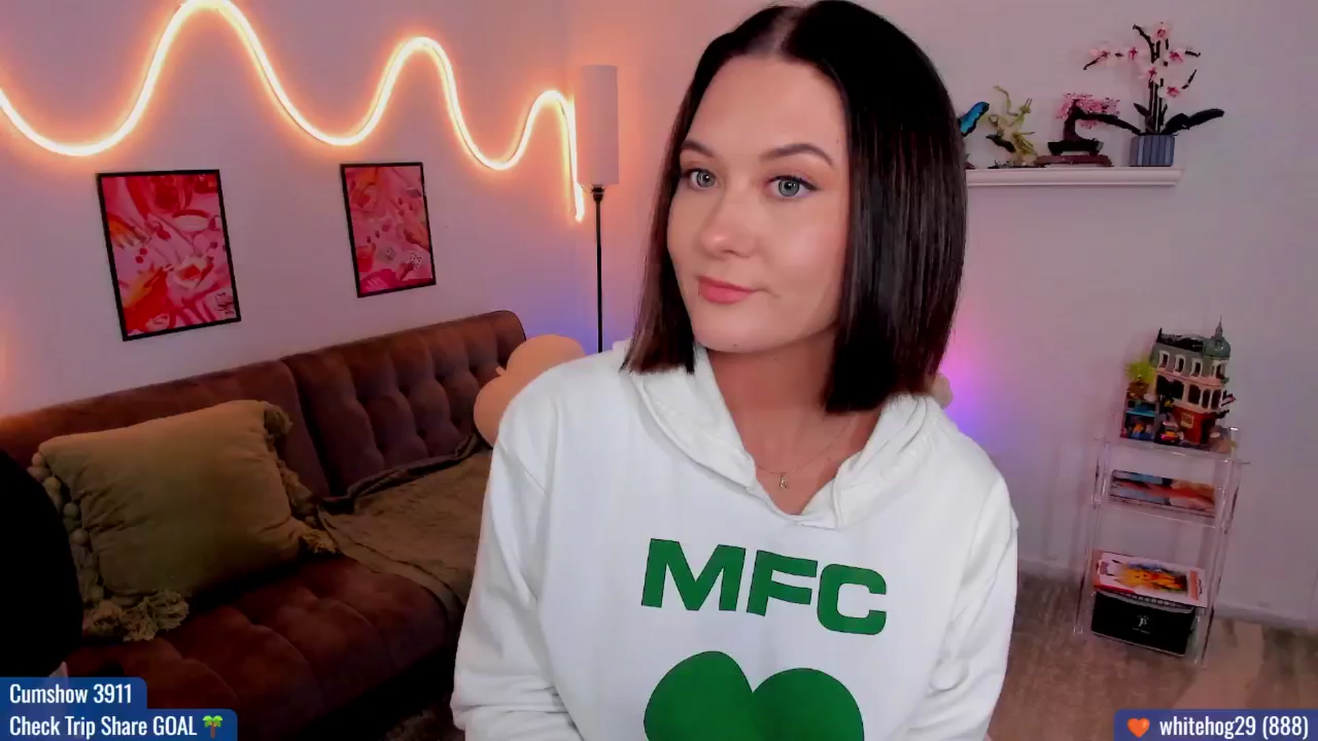 Gallery image thumbnail from AddiLee's myfreecams stream on, 09/10/2024, 21:46 image 3 of 20