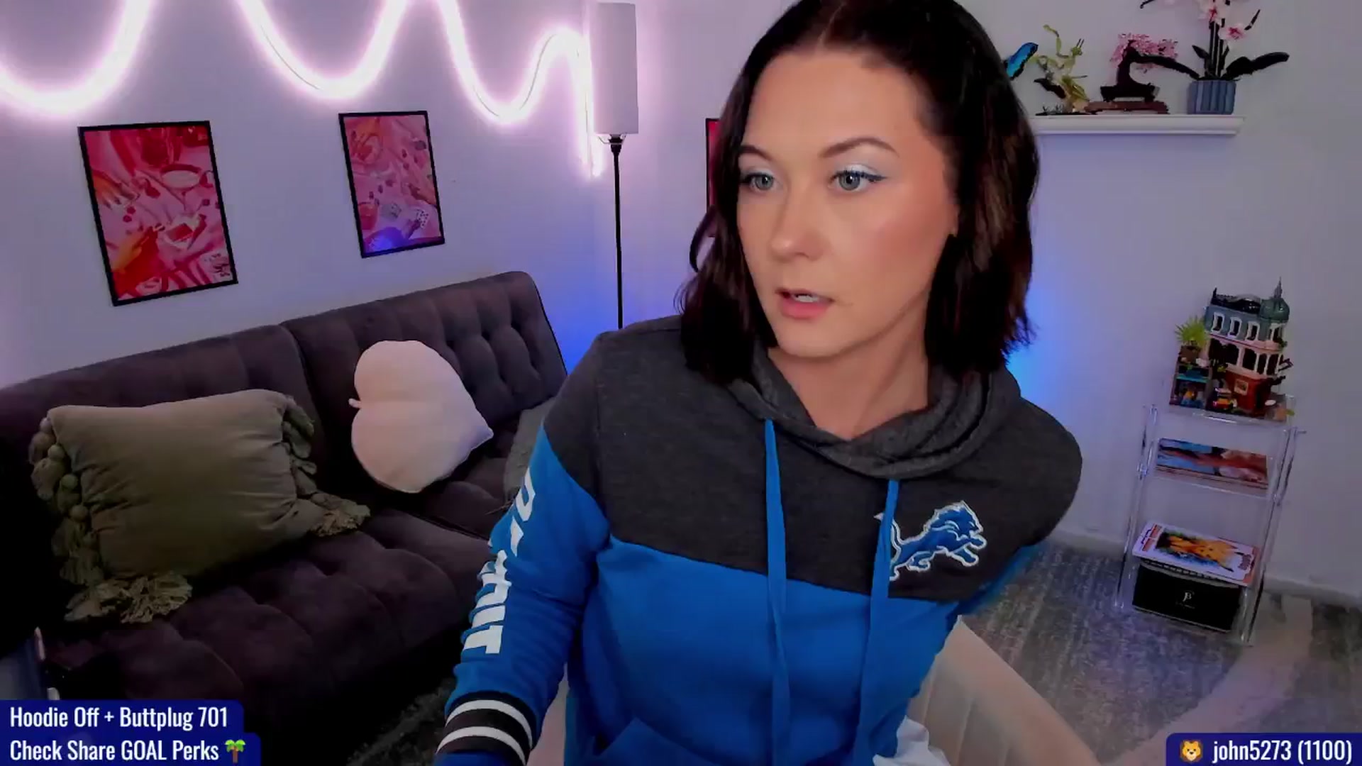 Gallery image thumbnail from AddiLee's myfreecams stream on, 09/15/2024, 20:13 image 7 of 20
